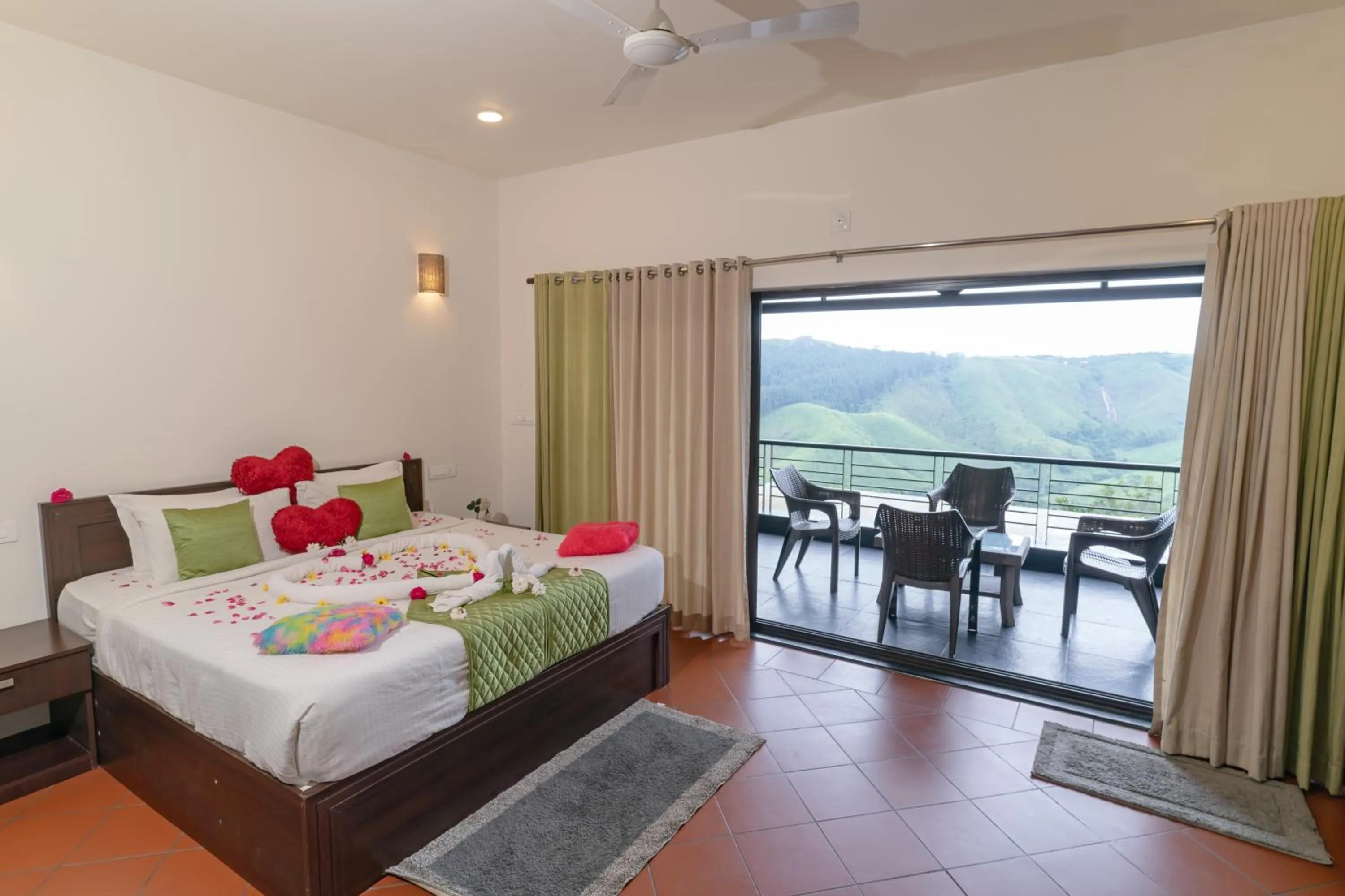 King Room with Balcony in Beyond Pines Vagamon