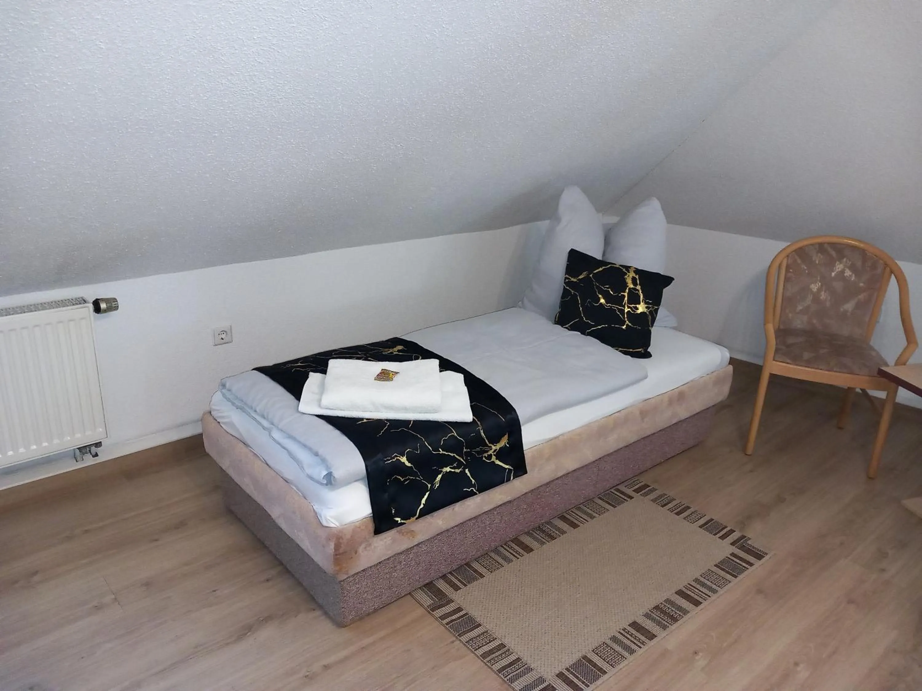 Photo of the whole room, Bed in Hotel Eintracht