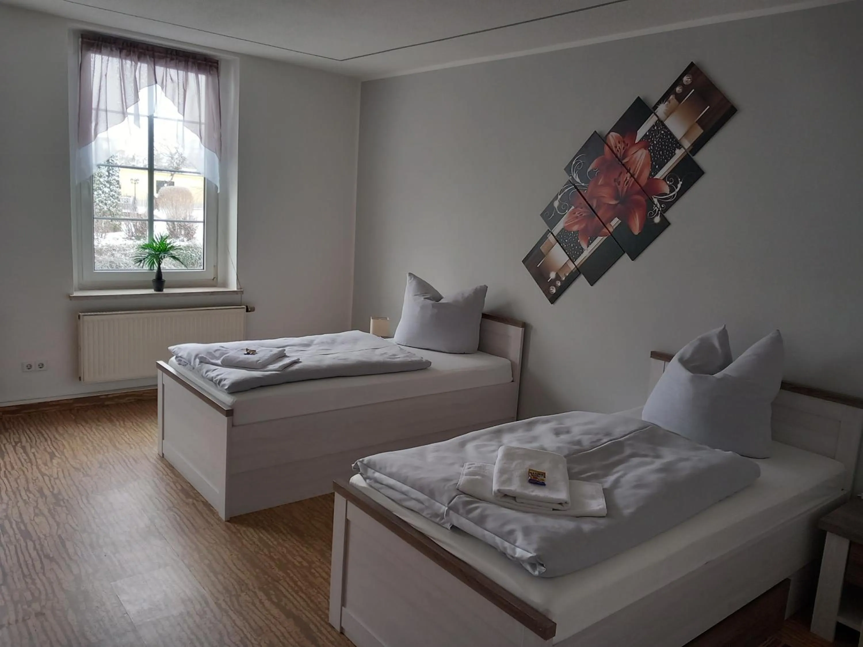 Photo of the whole room, Bed in Hotel Eintracht