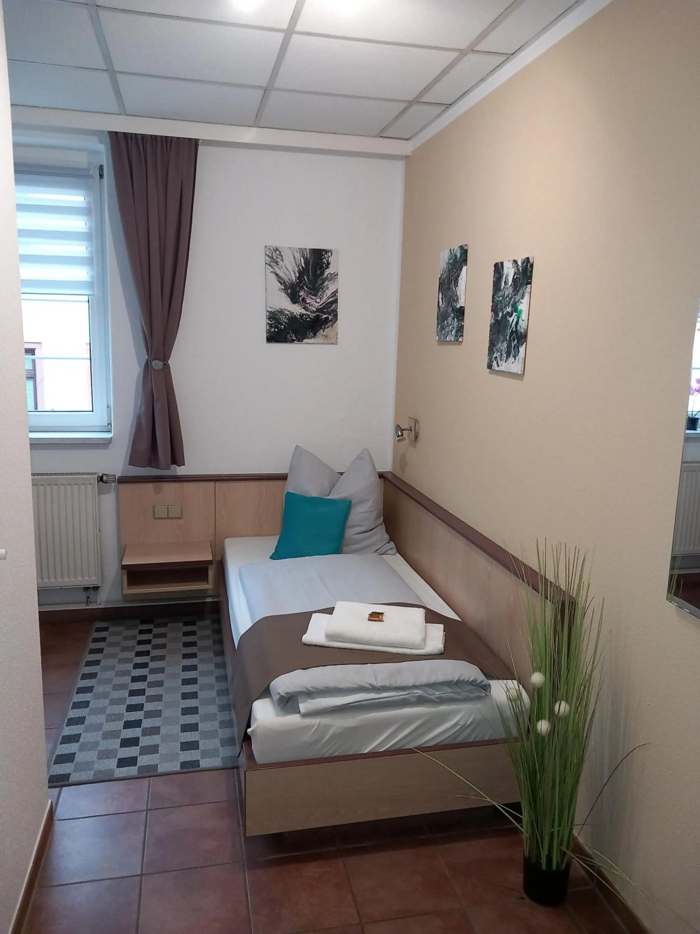 Photo of the whole room, Bed in Hotel Eintracht