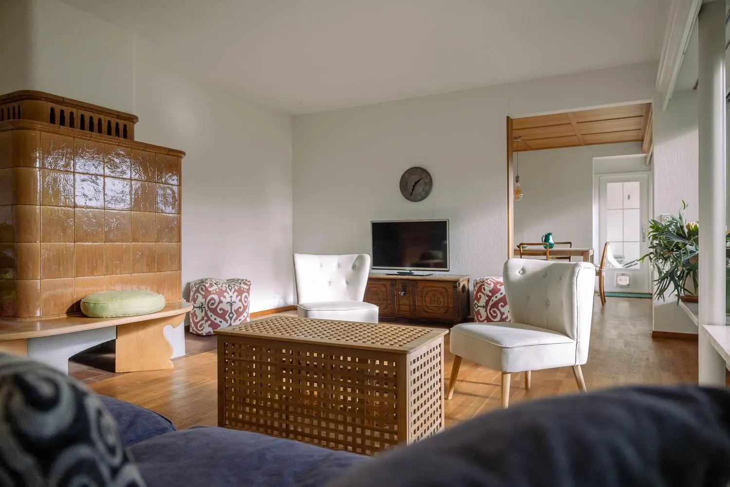 Luxury apartment with terrace and garden free parking smart TV etc