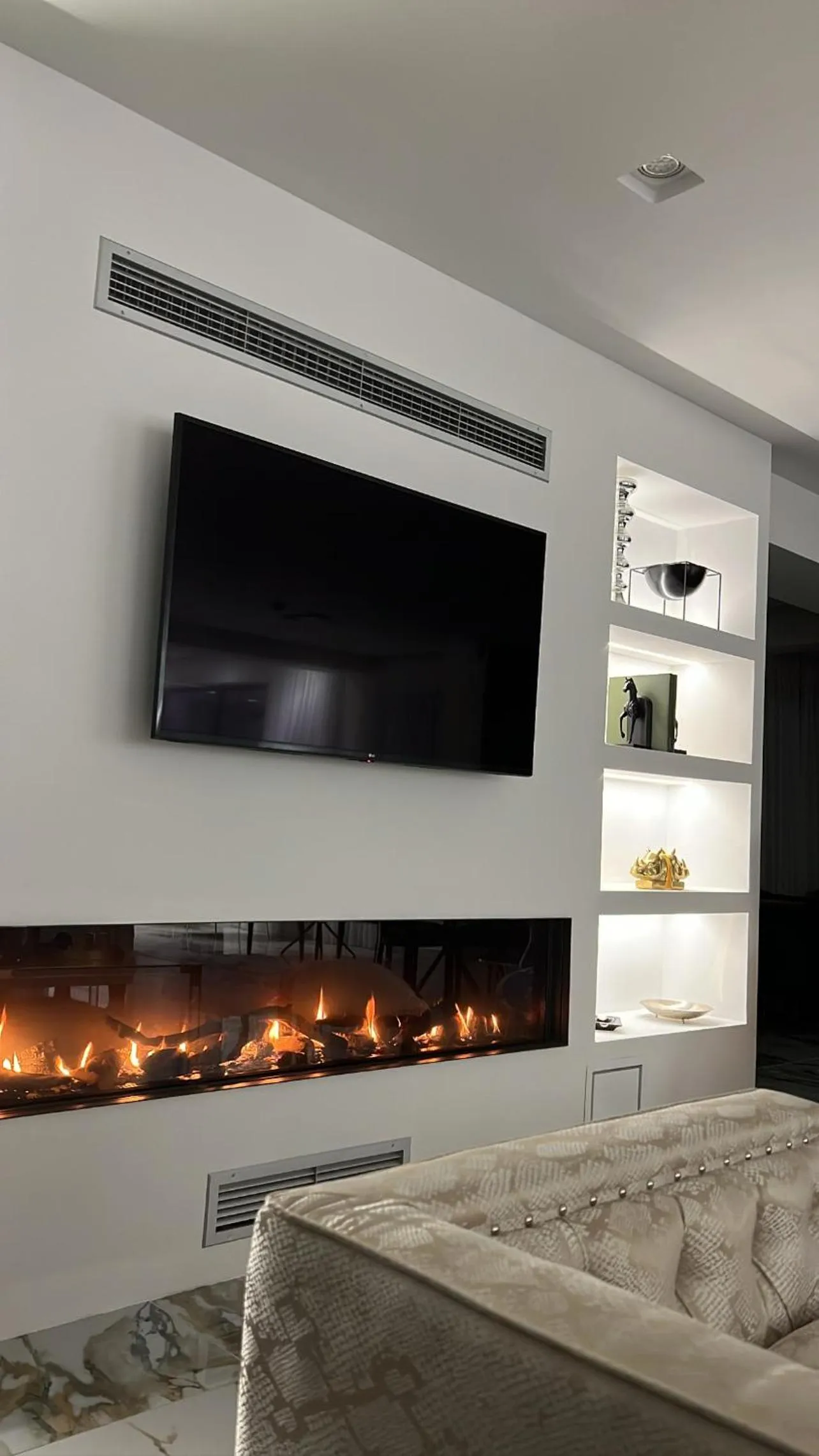 Living room in Mythical Coast Wellness Retreat