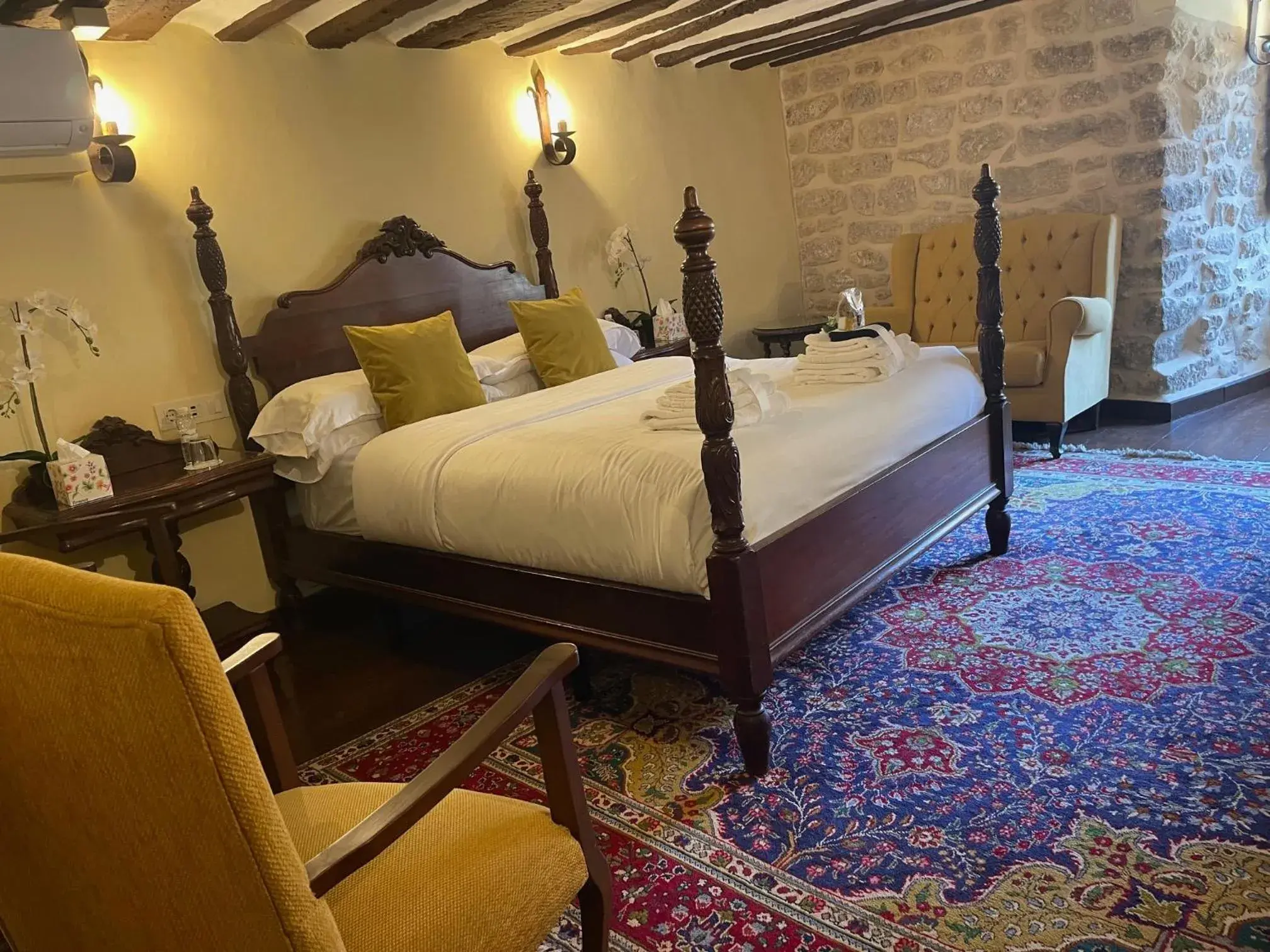 Deluxe Double Room in El Retiro del Obispo Deluxe Double Room in El Retiro del Obispo