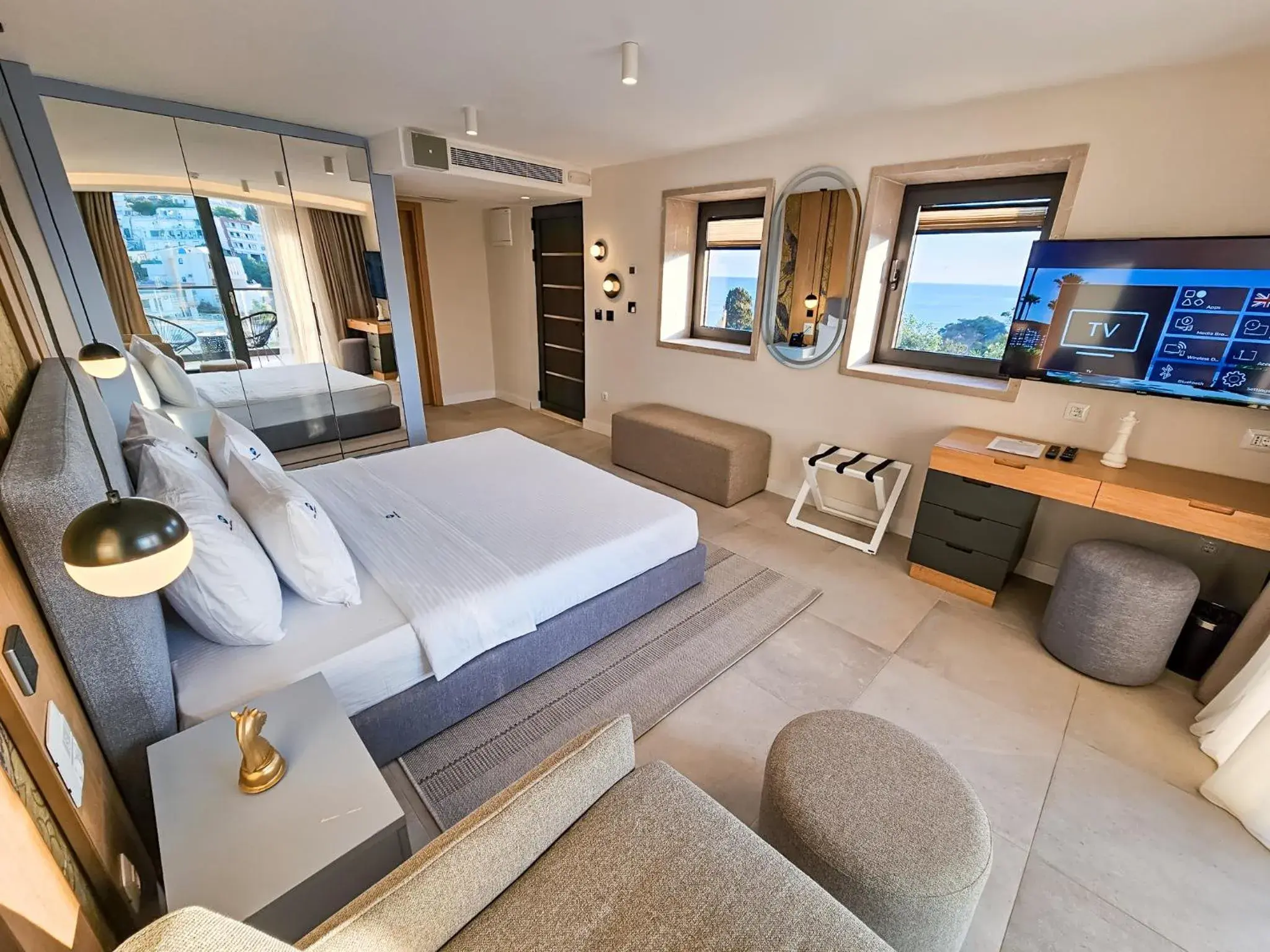 Deluxe King Room in The New Hotel Mediteran - VILLA Edition Deluxe King Room in The New Hotel Mediteran - VILLA Edition