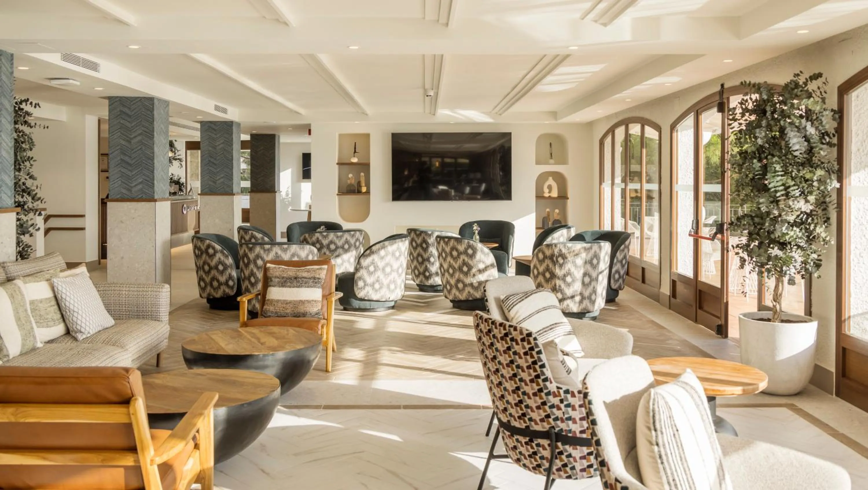 Living room in Ilunion Caleta Park