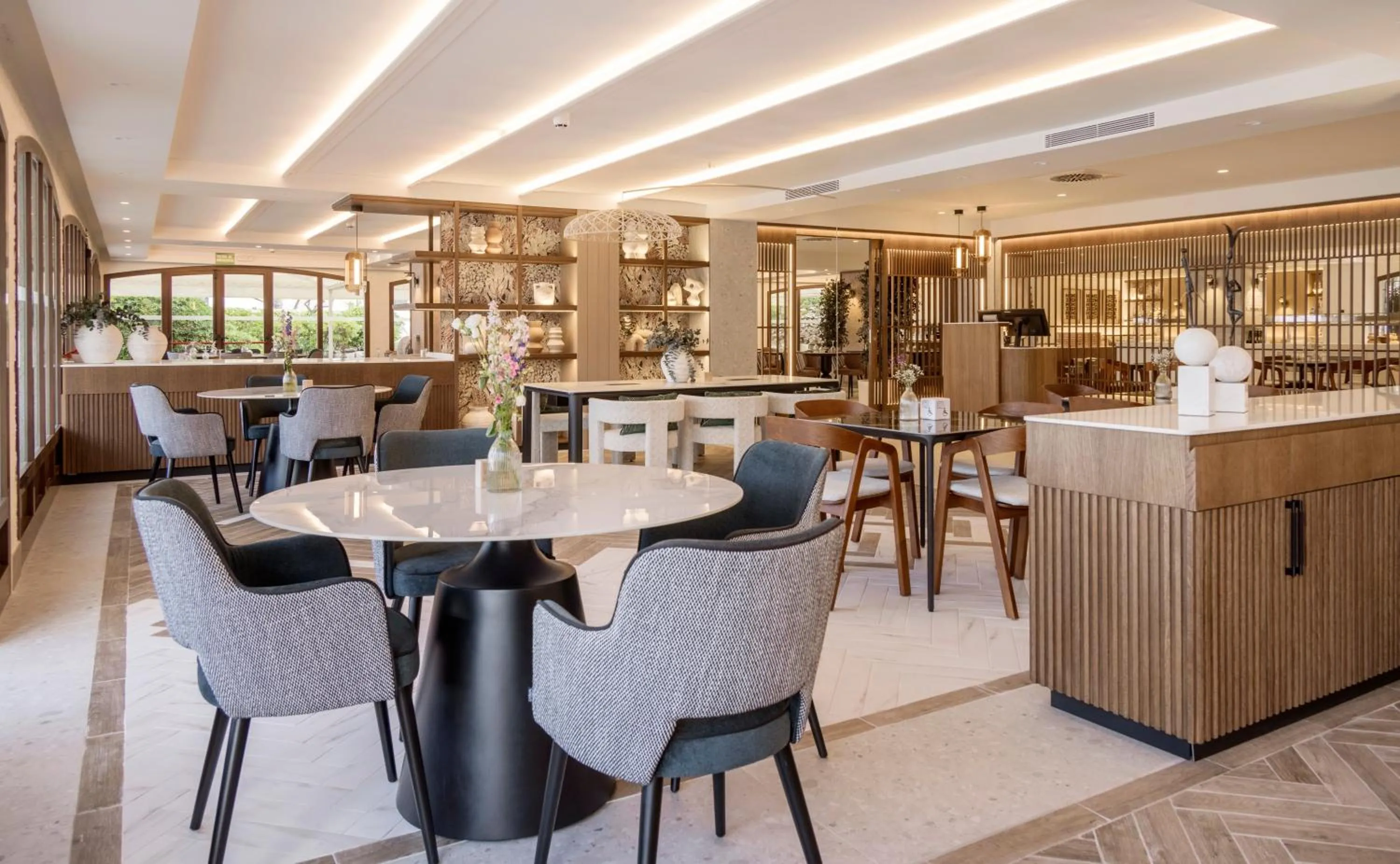 Seating area in Ilunion Caleta Park