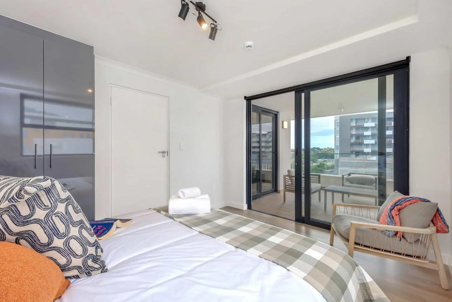 Bed in Newlands Peak Aparthotel by Totalstay