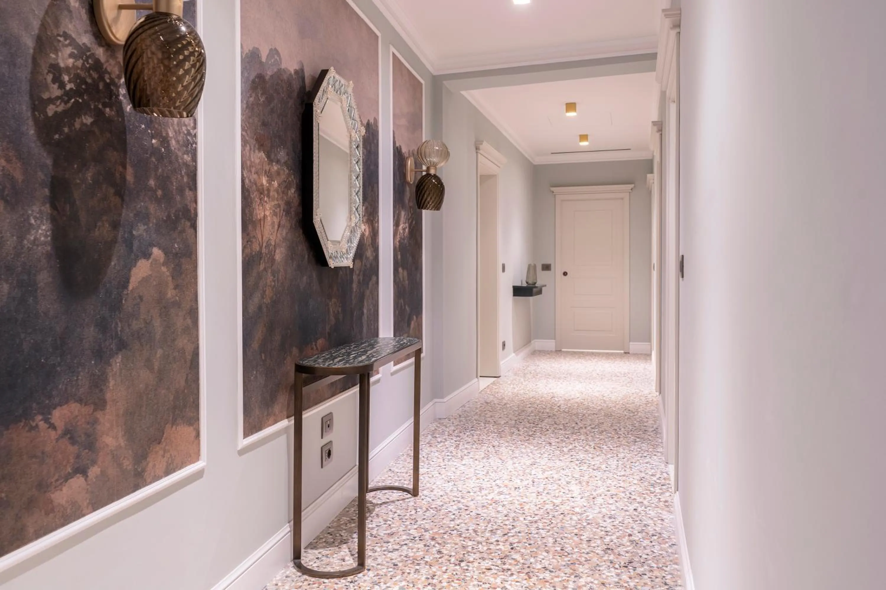 Decorative detail in Be Mate Ponte di Rialto