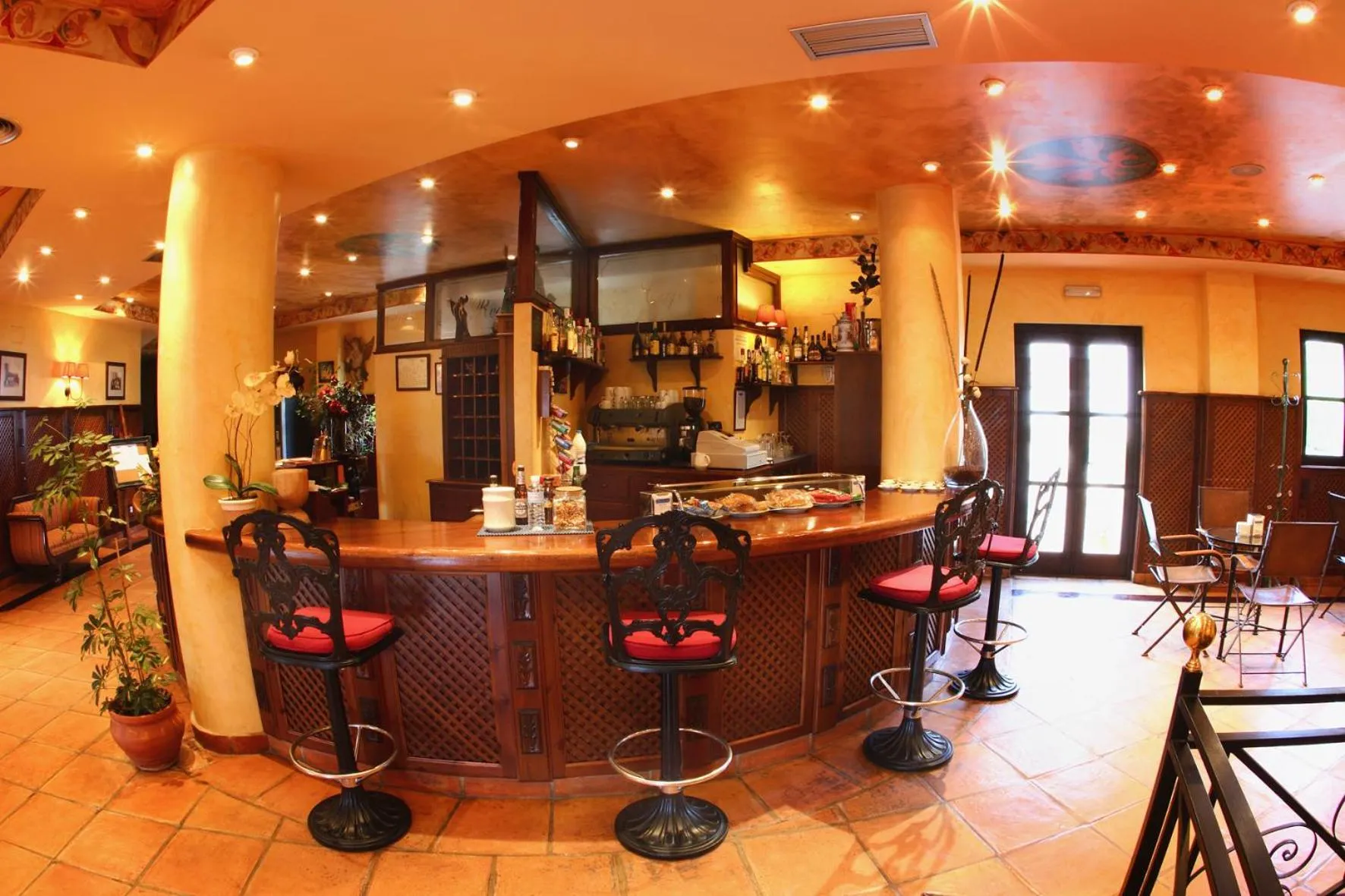 Lounge or bar in Hotel Comillas