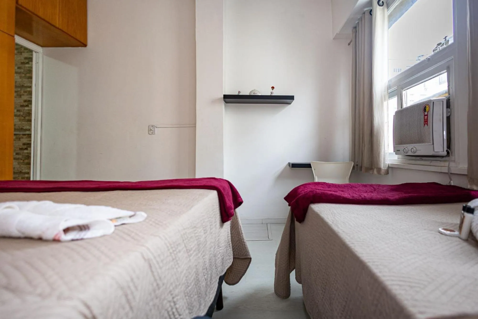 Bed in Copa 3 - 200m da Praia - Wi-fi Grátis - Posto 4