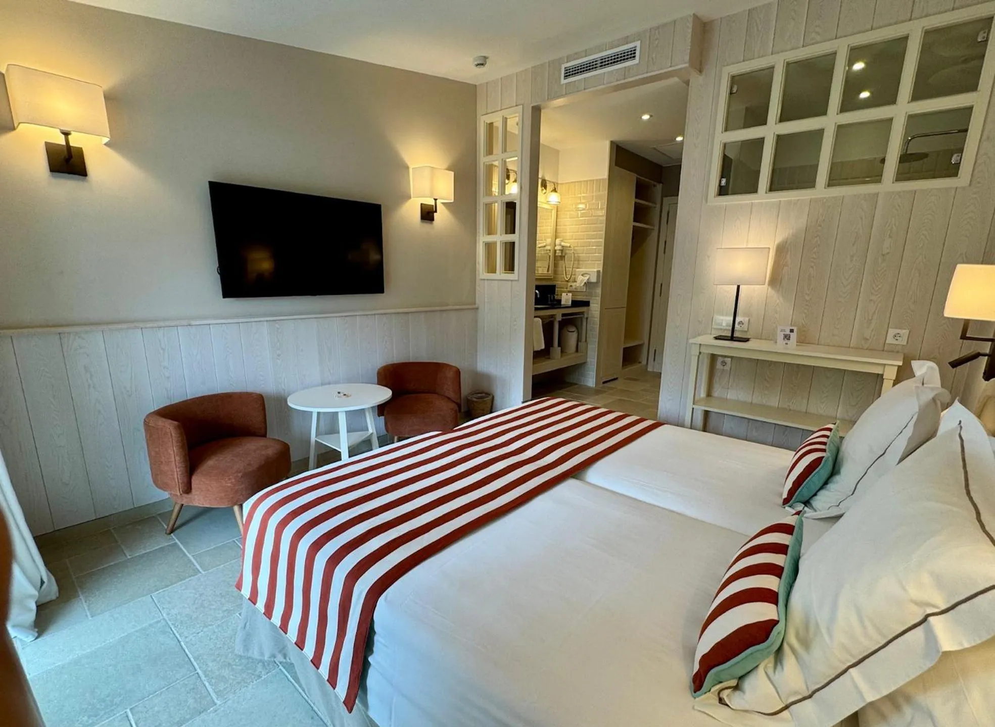 Bed in Hotel Playa Sol