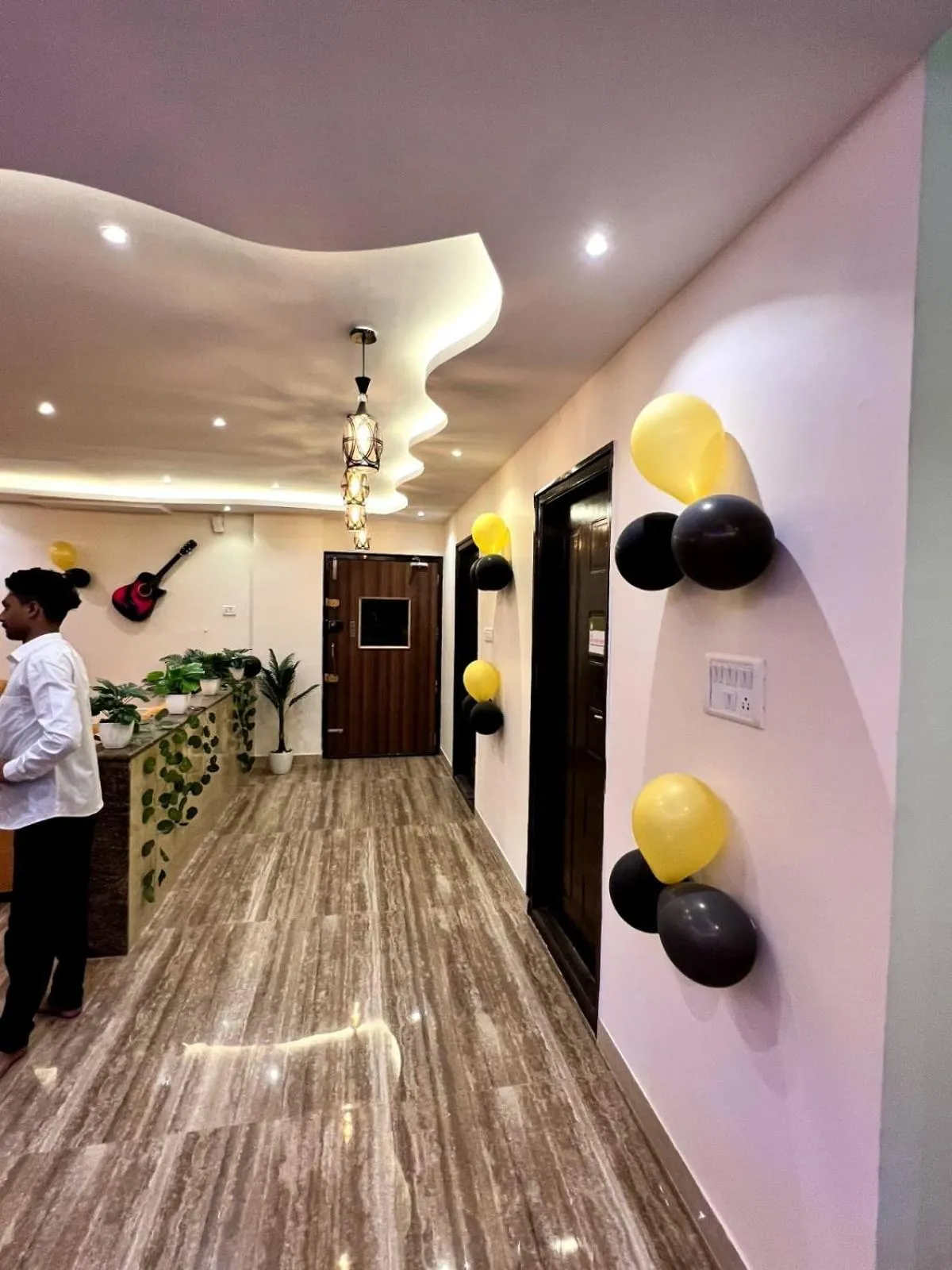 Lobby or reception in Hotel East park Electronic City