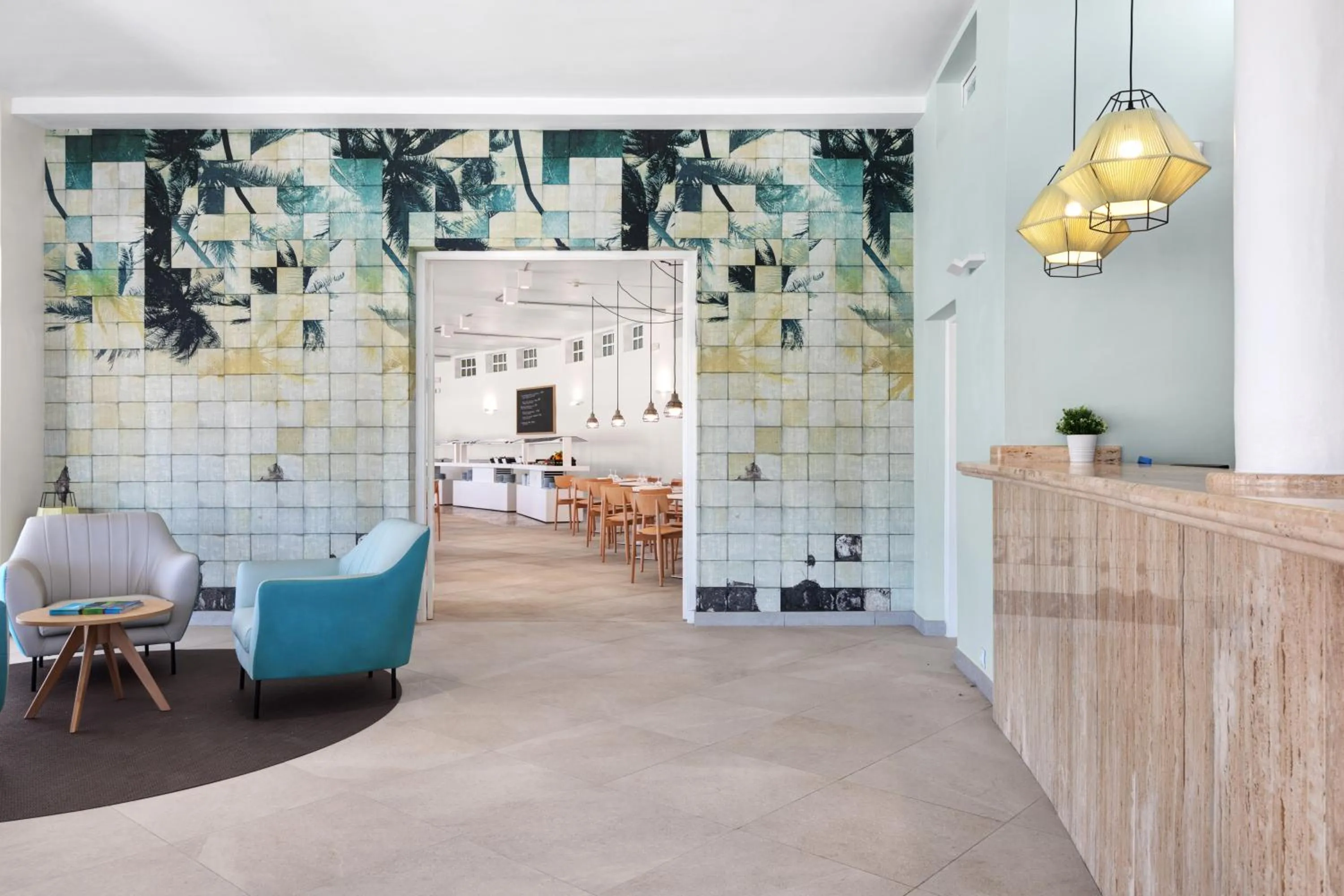 Staff in TRH Tirant Playa