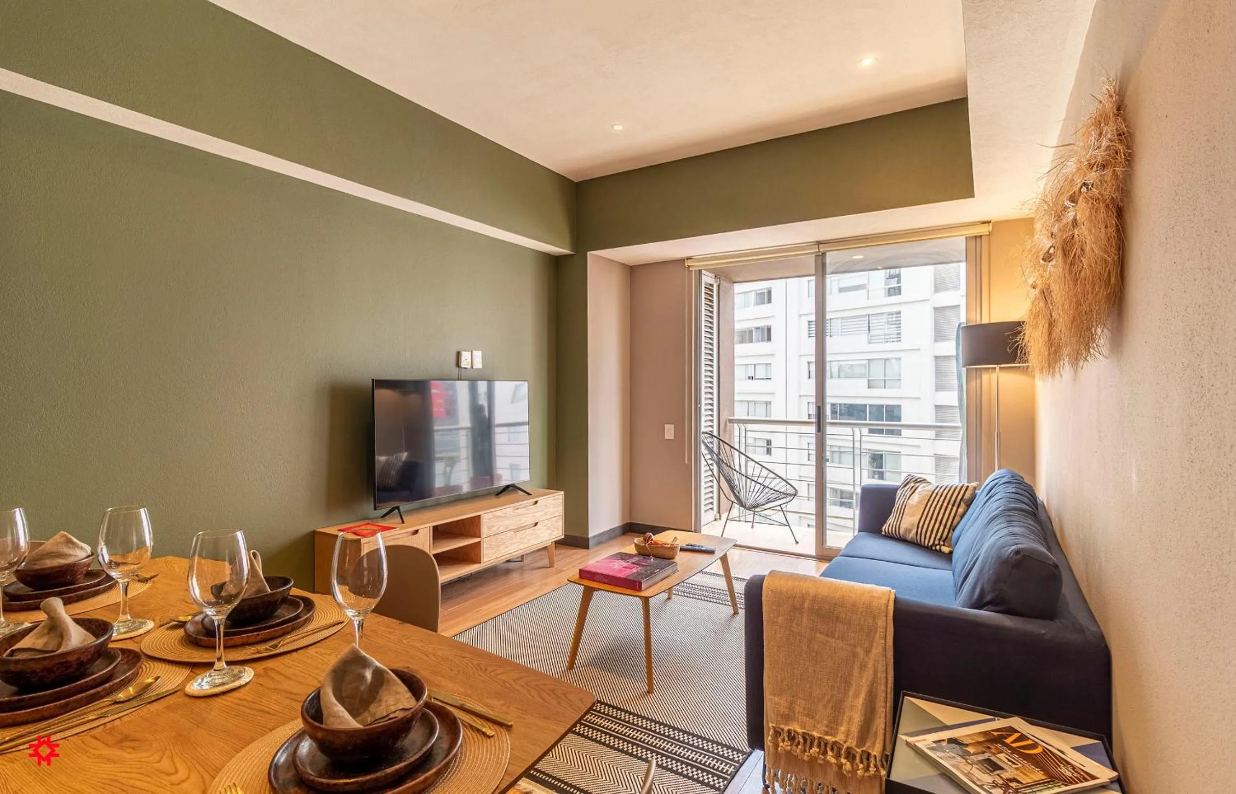 Communal lounge/ TV room in Casa Vive Grand by Kukun