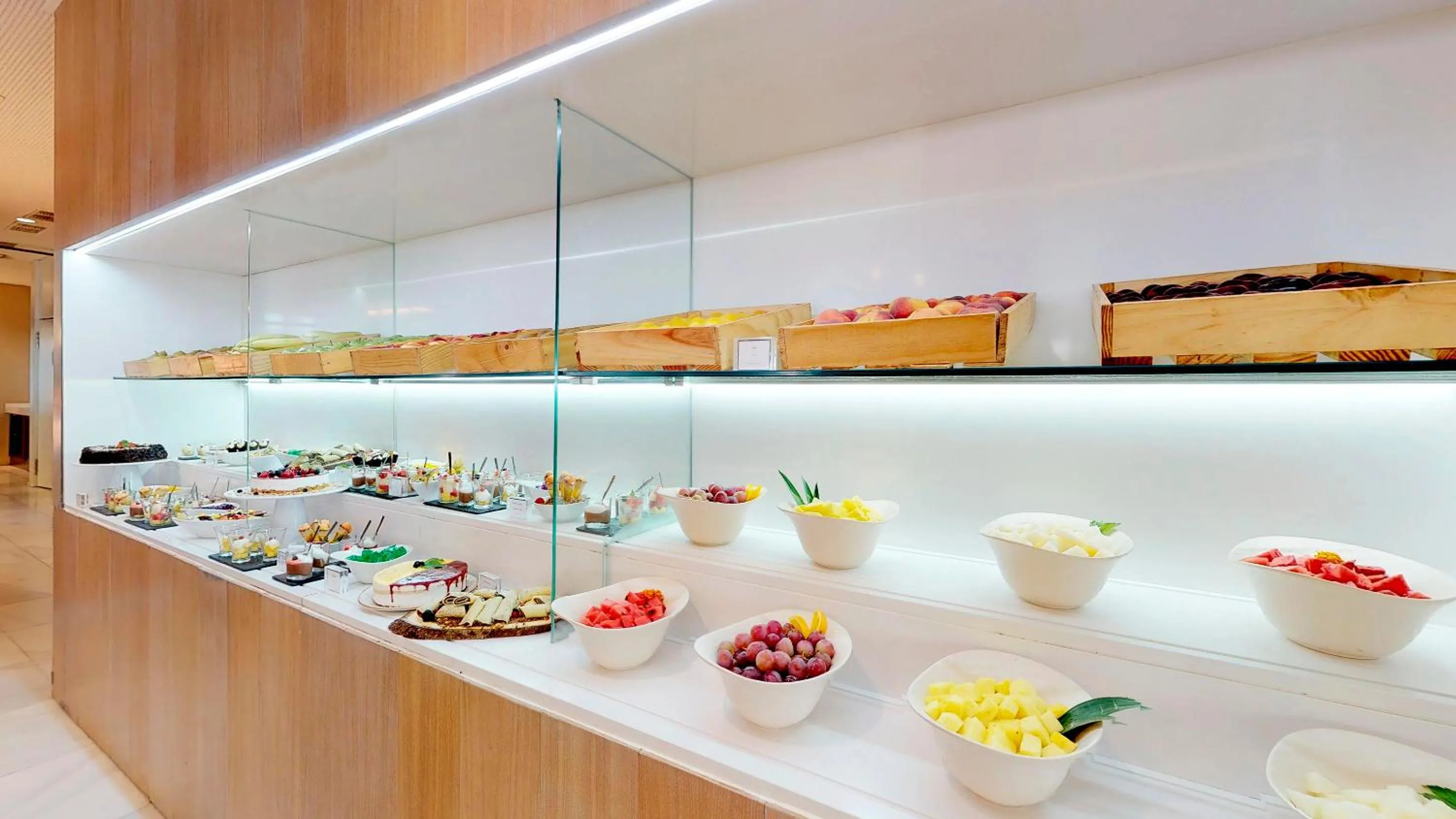 Restaurant/places to eat in Meliá Calviá Beach