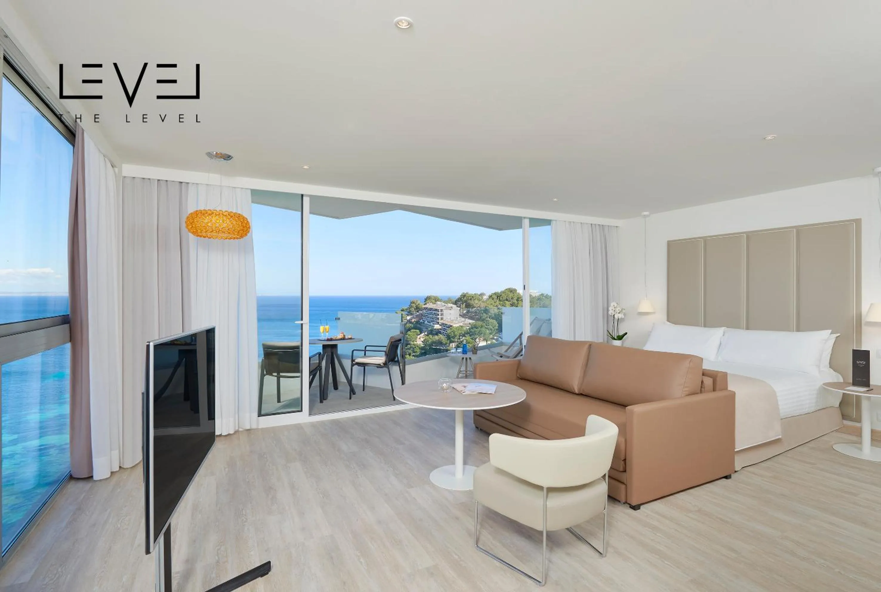 TV and multimedia in Meliá Calviá Beach