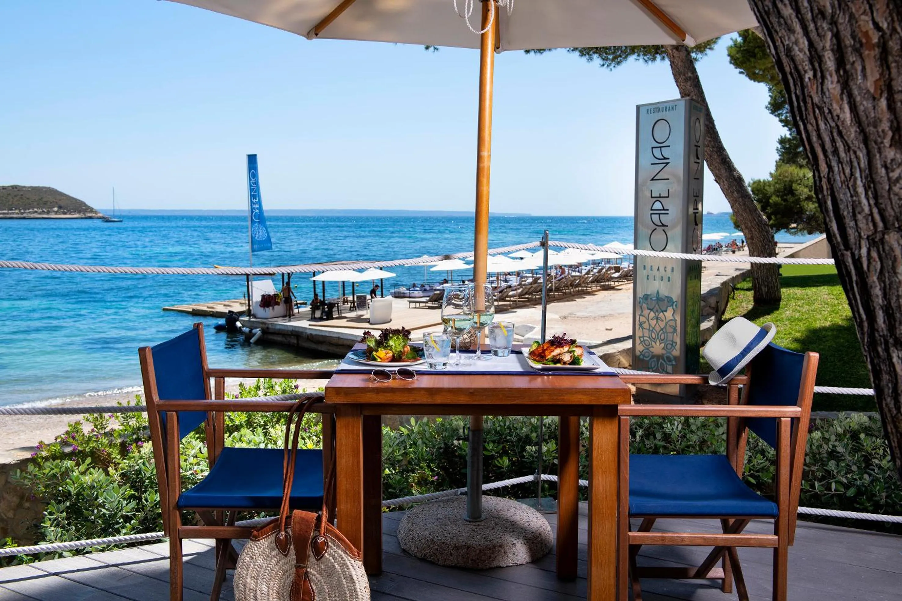 Restaurant/places to eat in Meliá Calviá Beach