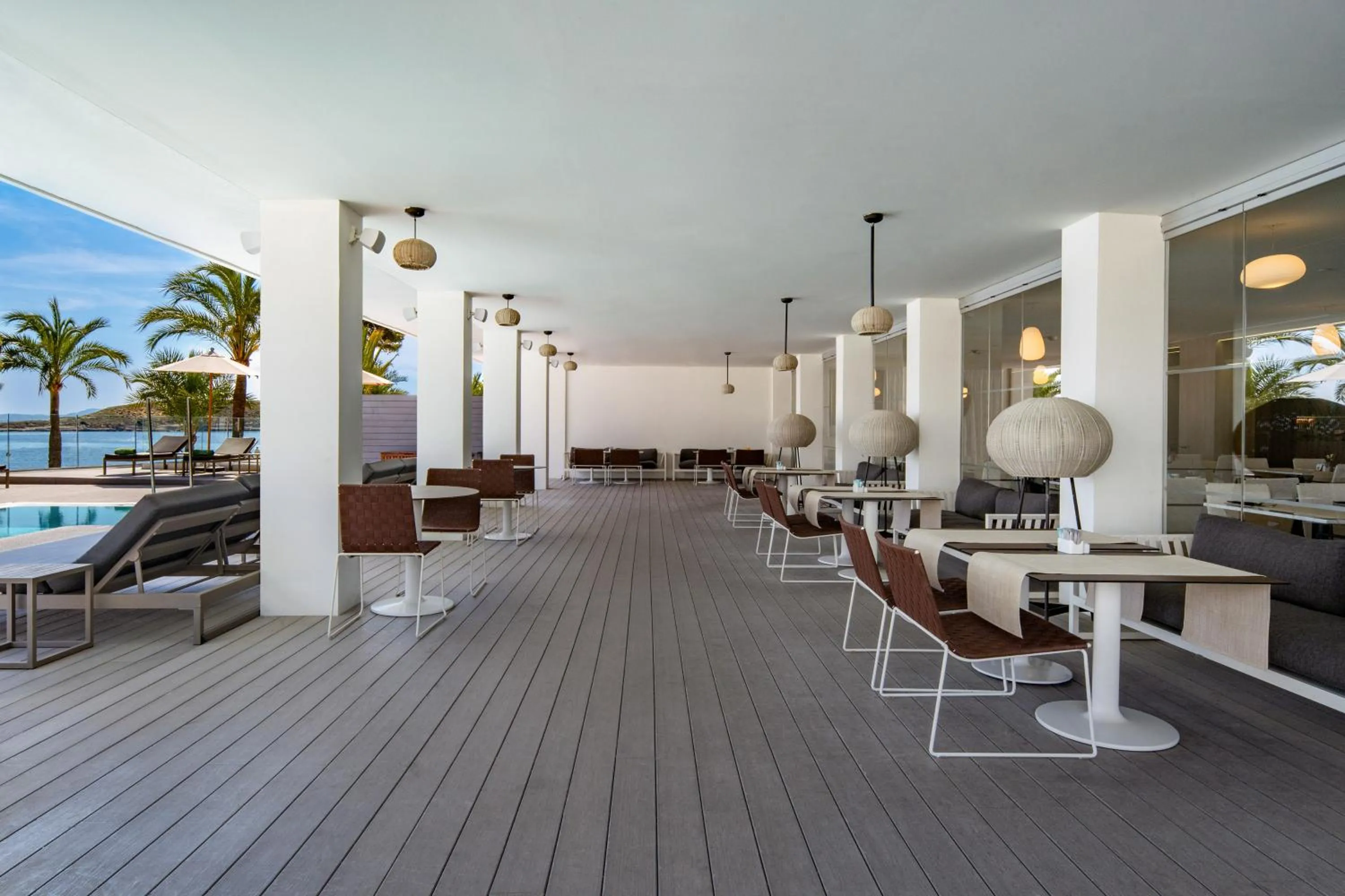 Pool view in Meliá Calviá Beach