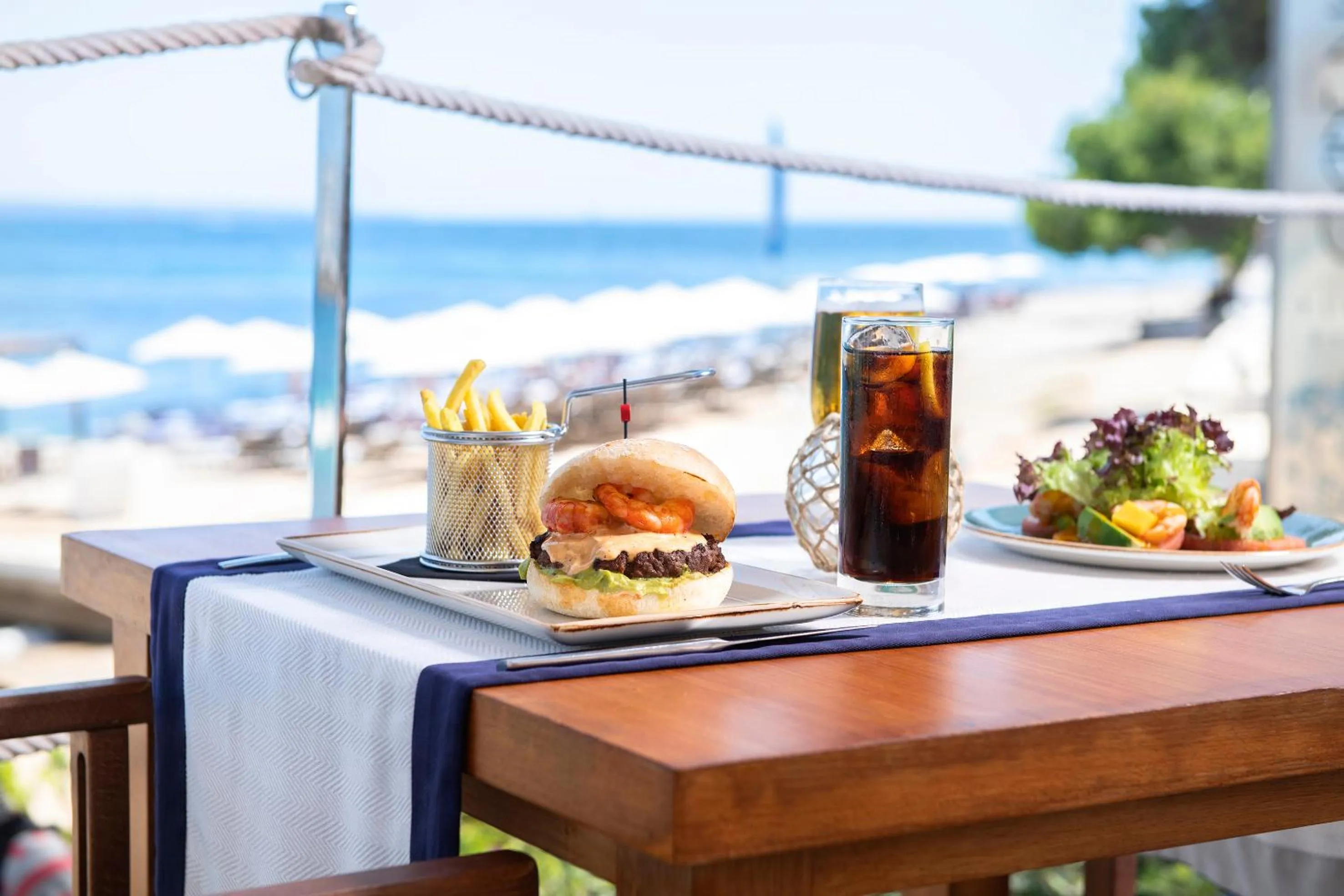 Restaurant/places to eat in Meliá Calviá Beach