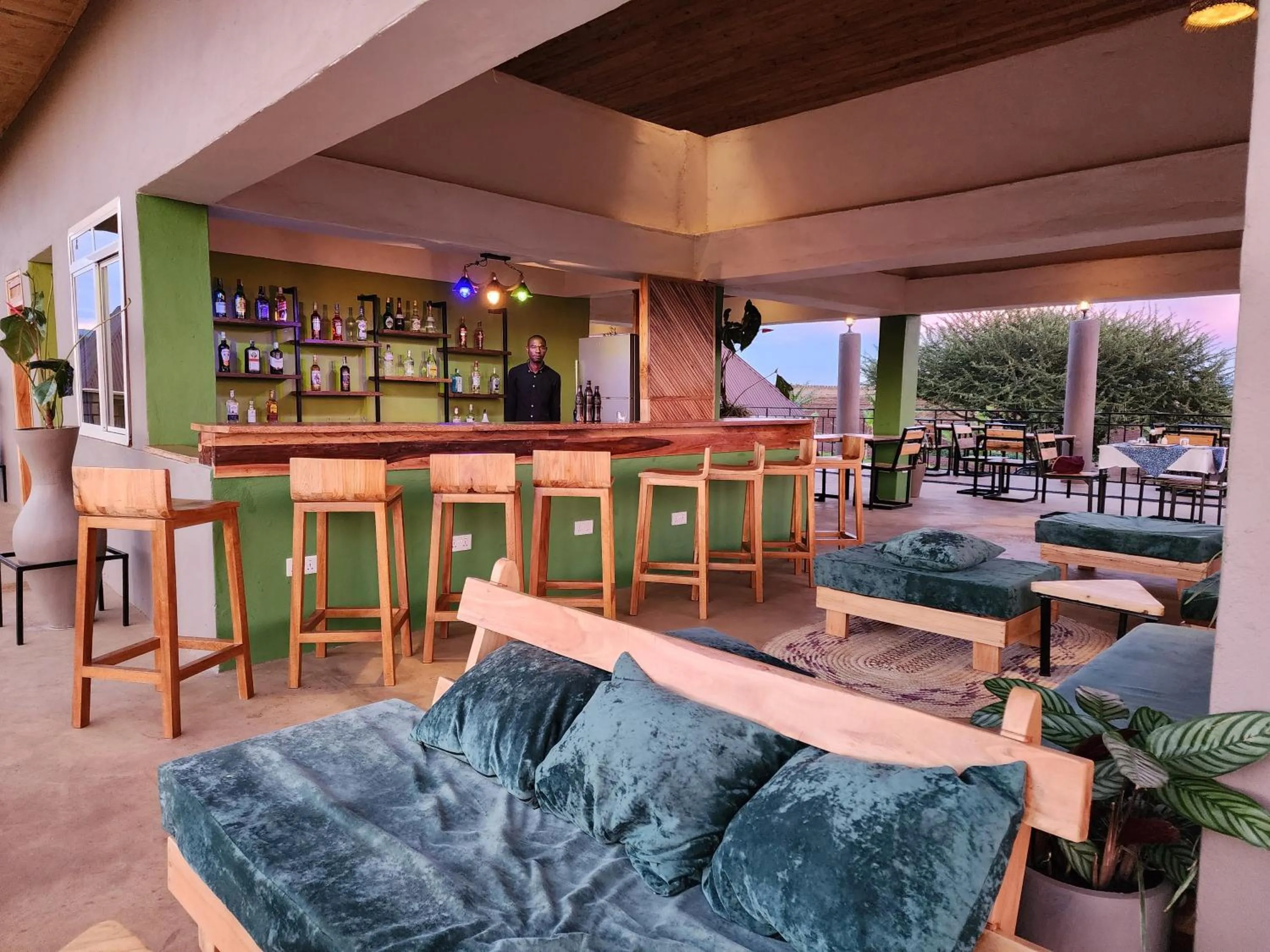 Restaurant/places to eat in Heart and Soul Lodge