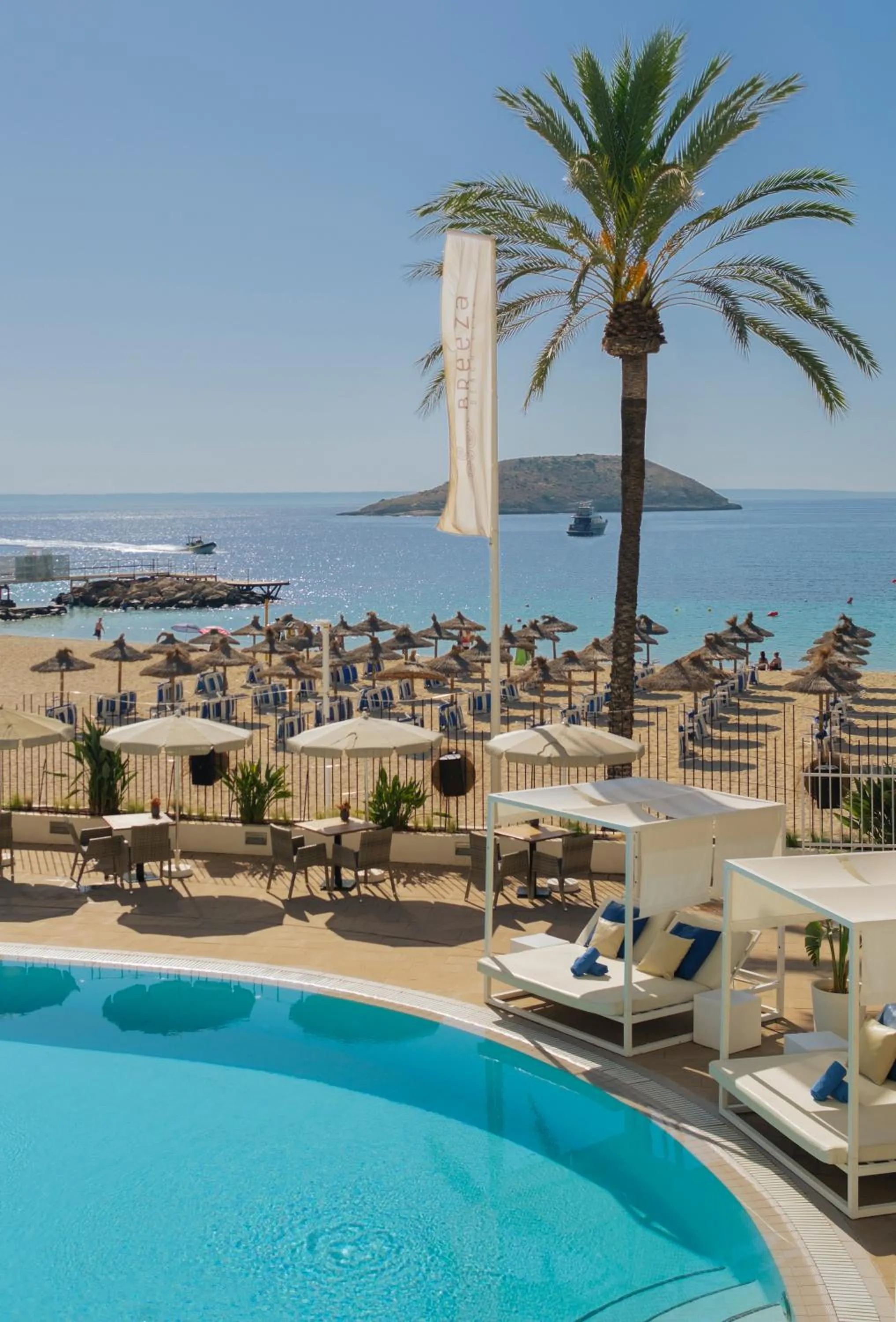 Beach in Sol House The Studio - Calviá Beach - Adults Only