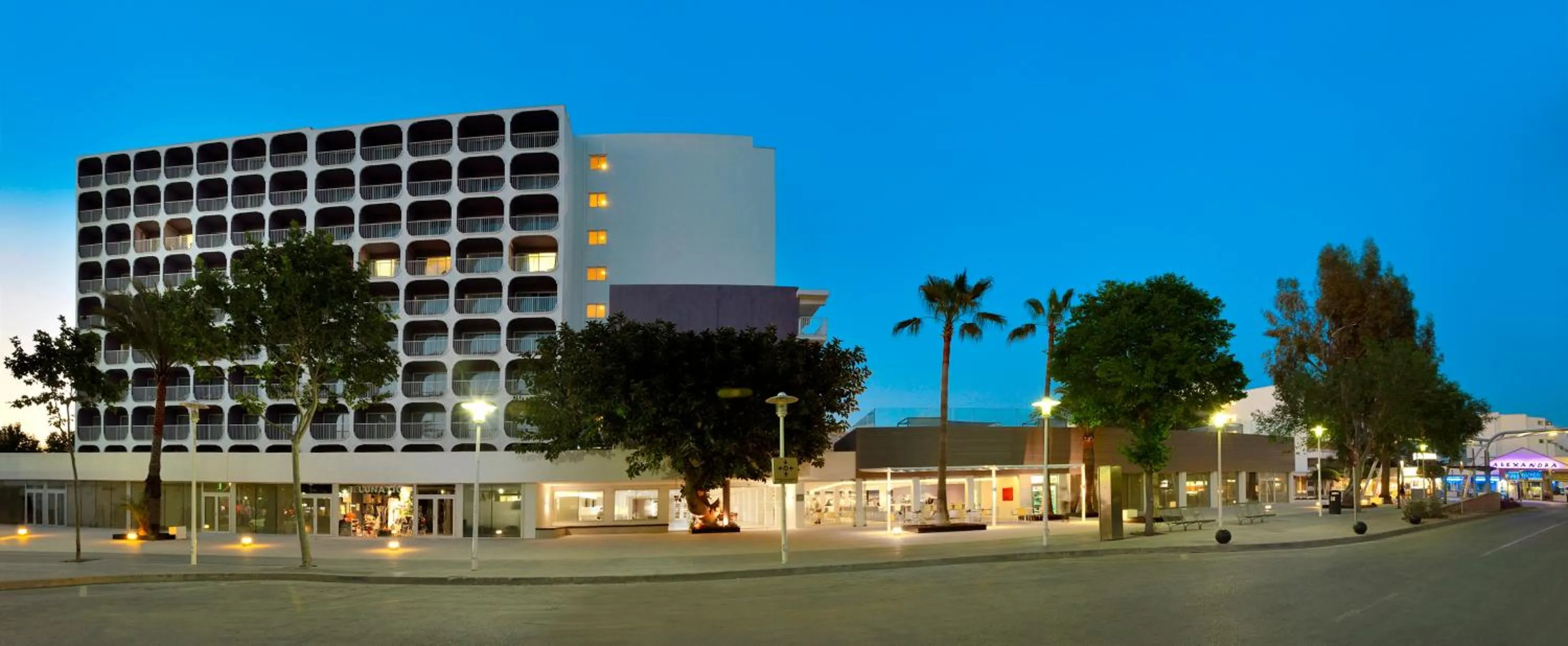 Facade/entrance in Sol House The Studio - Calviá Beach - Adults Only