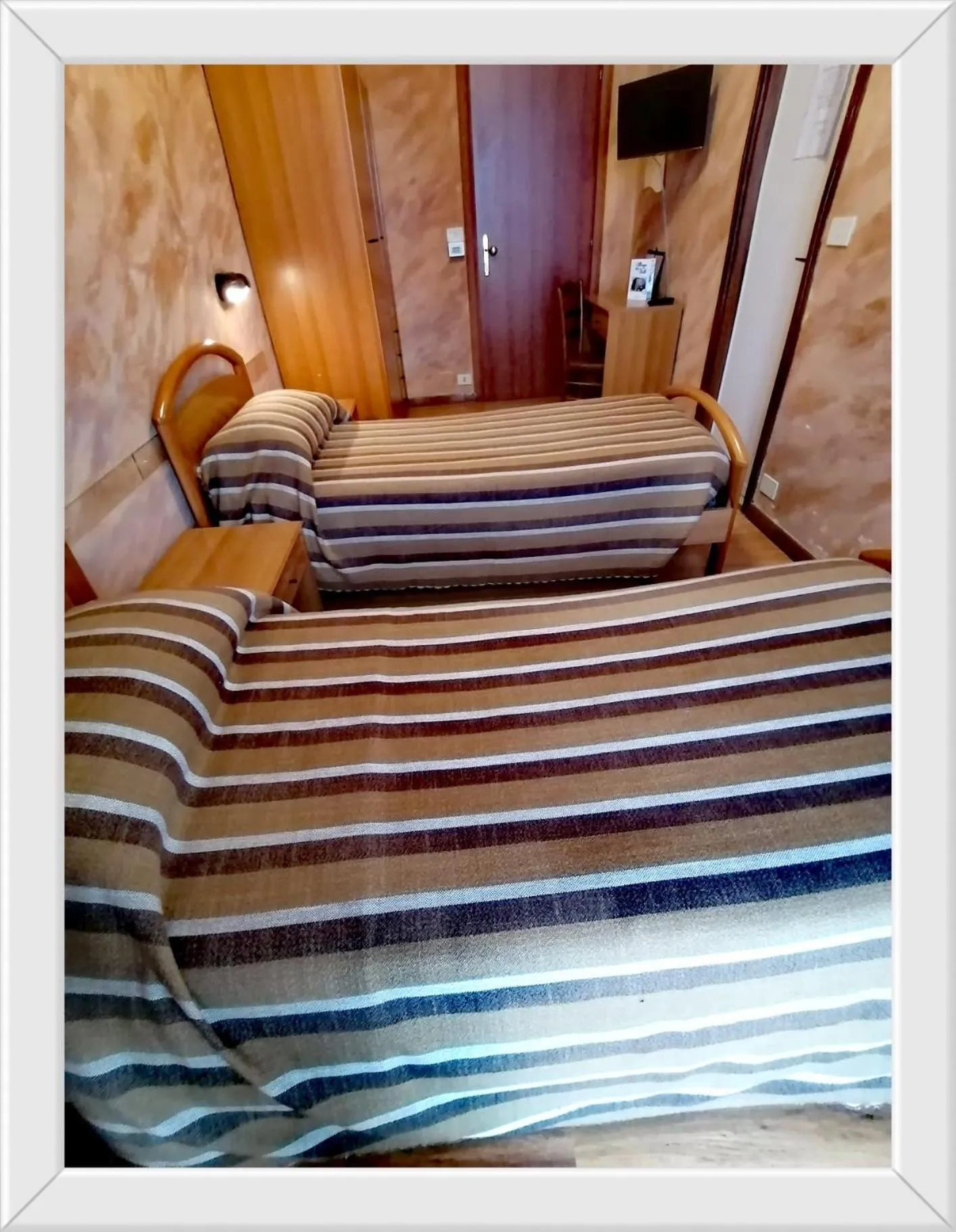 Bed in HOTEL RISTORANTE DELLE VALLI