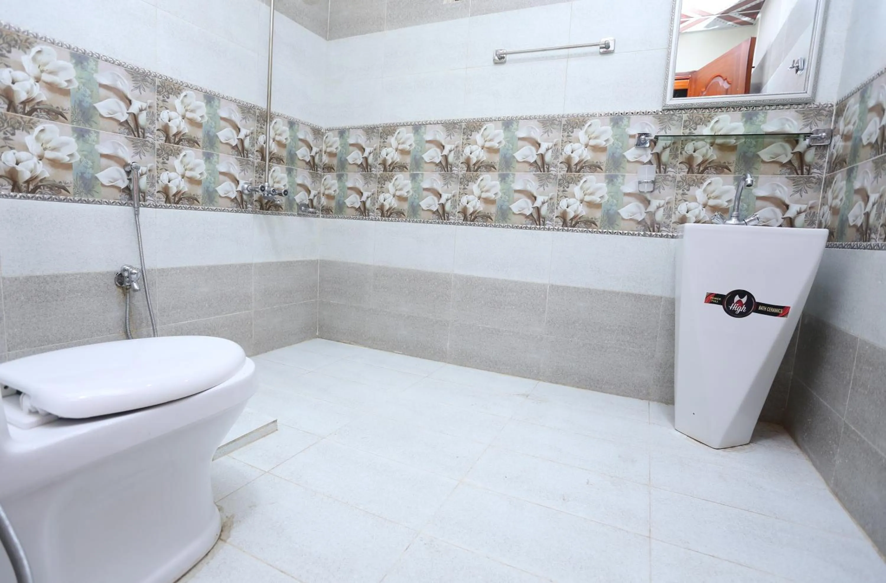 Toilet in Hotel A-One