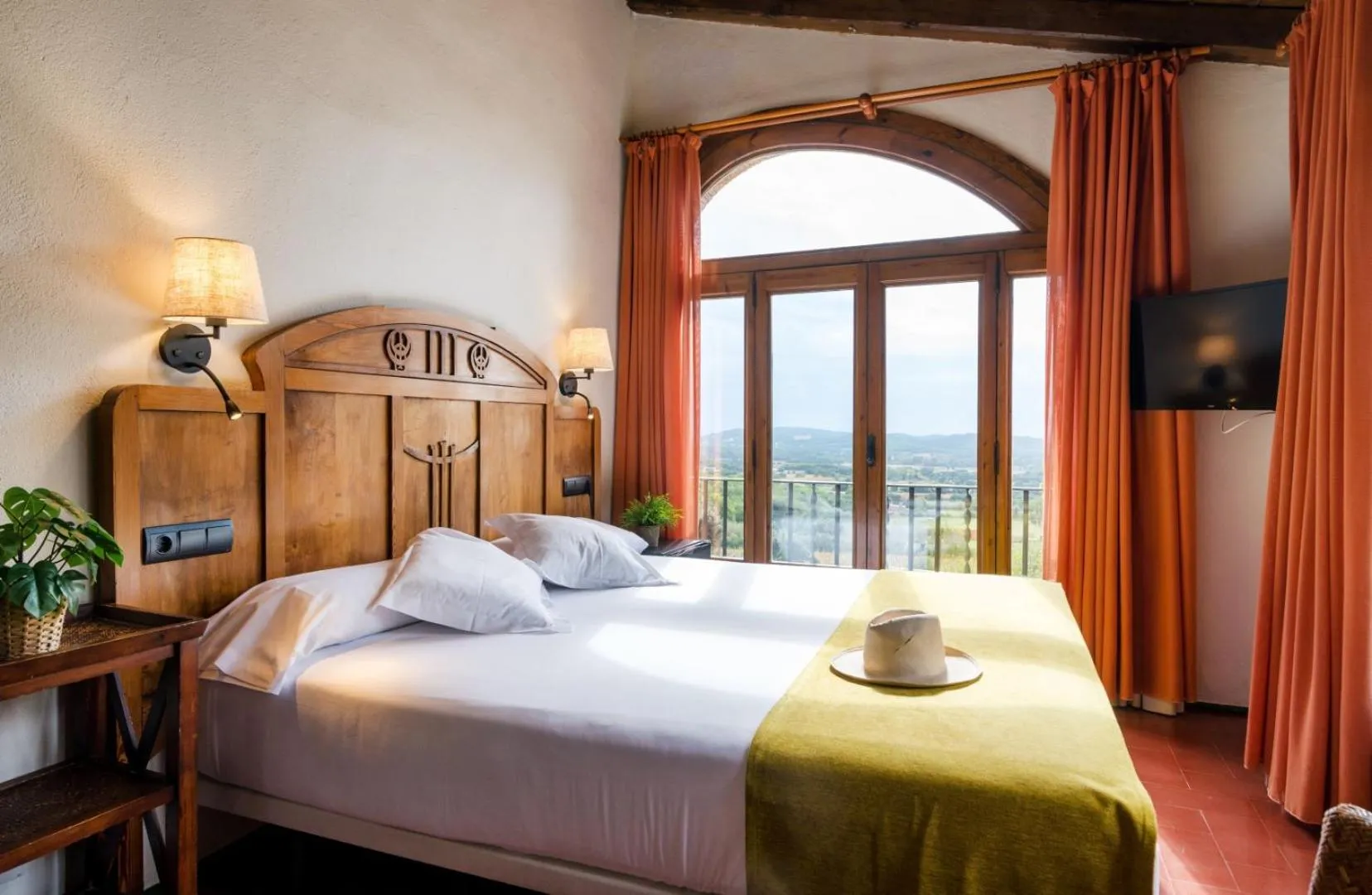 Bed in Mas Ses Vinyes - Adults Only