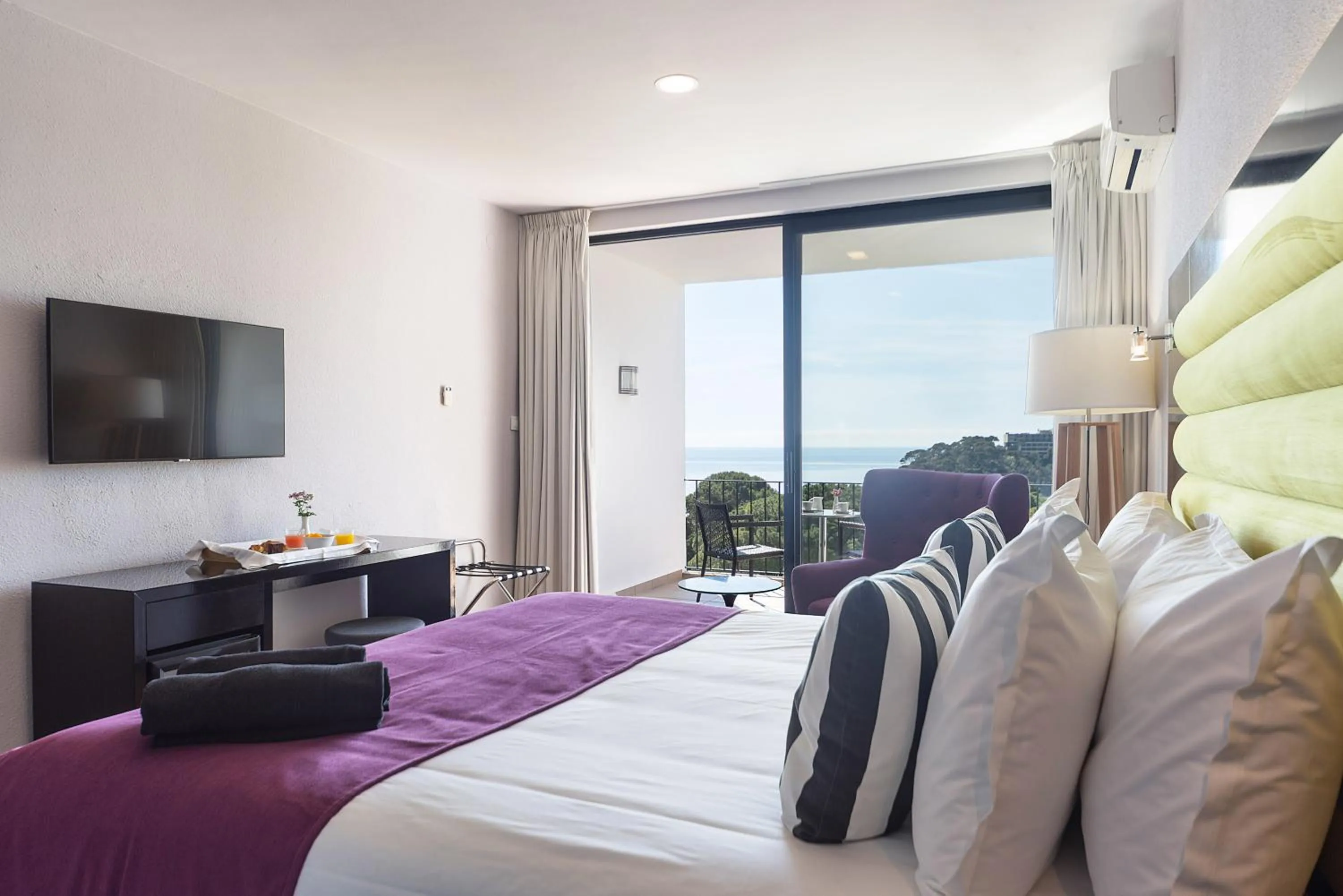 Bed in Hotel Eetu Begur, Affiliated by Meliá