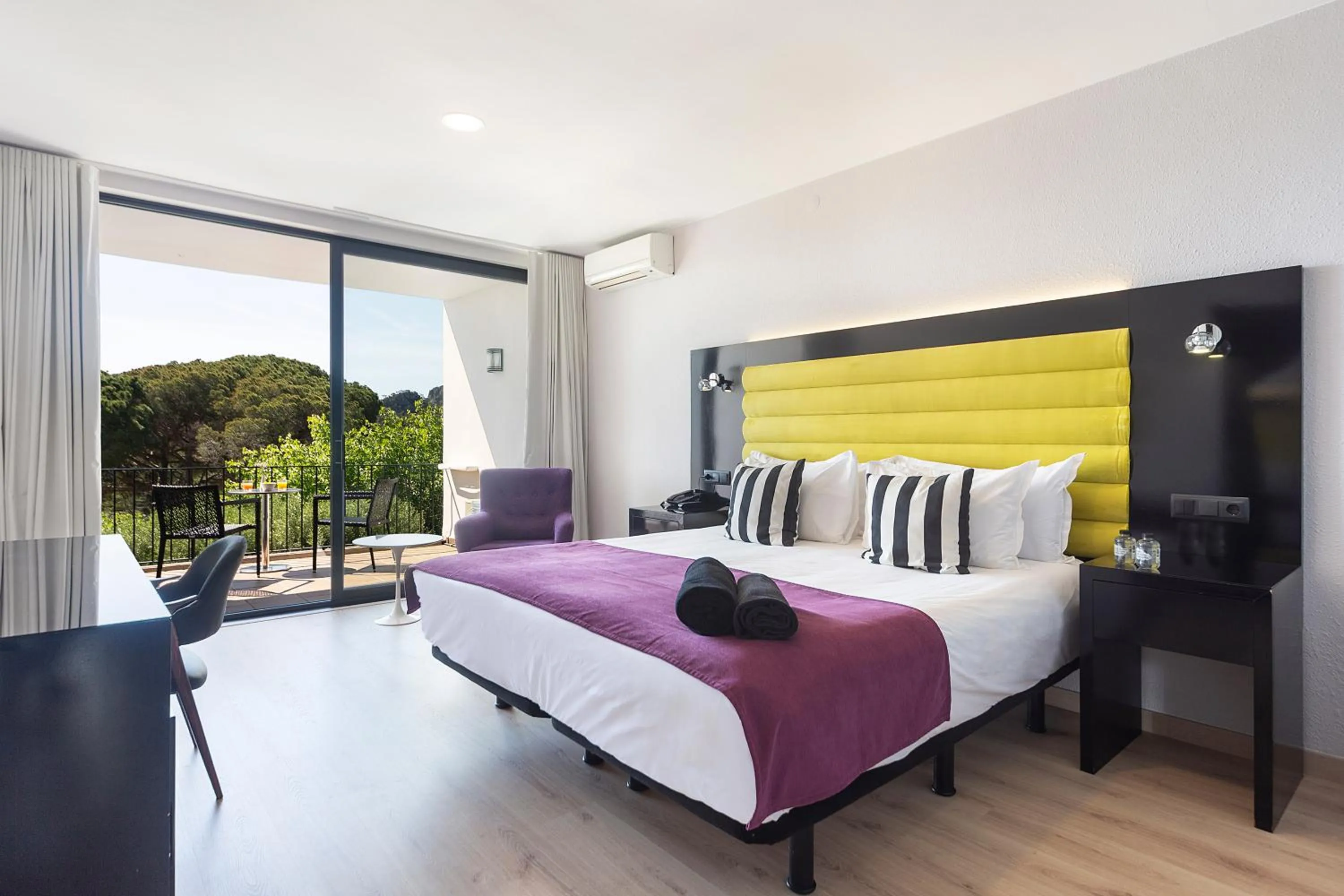 Bed in Hotel Eetu Begur Affiliated by Melia