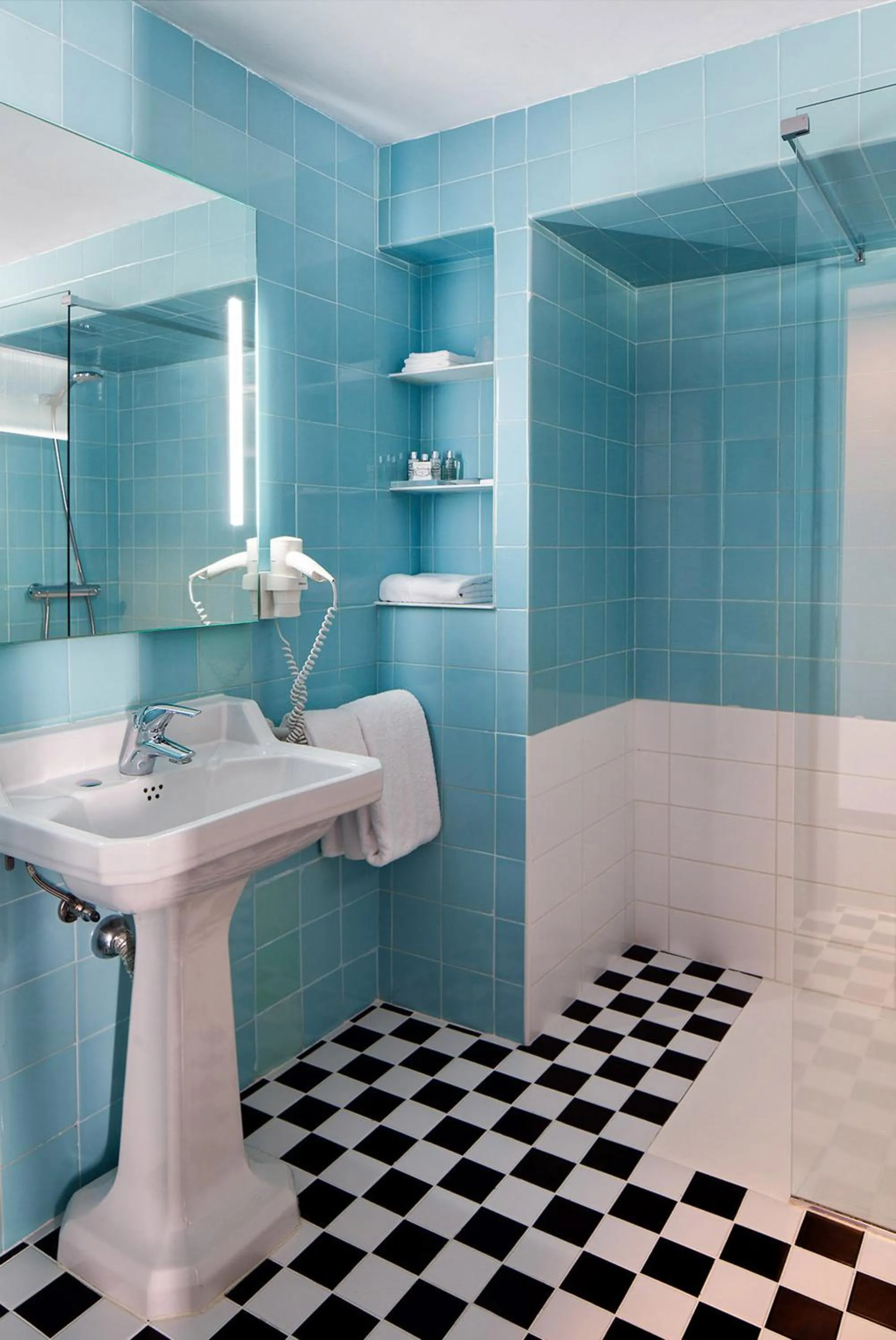 Shower in Hotel Eetu Begur Affiliated by Melia