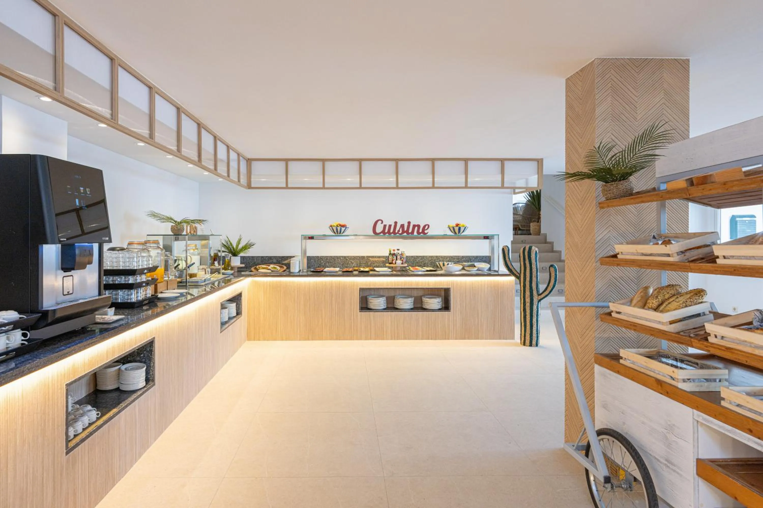 TV and multimedia in Sol Cala d´Or Apartamentos