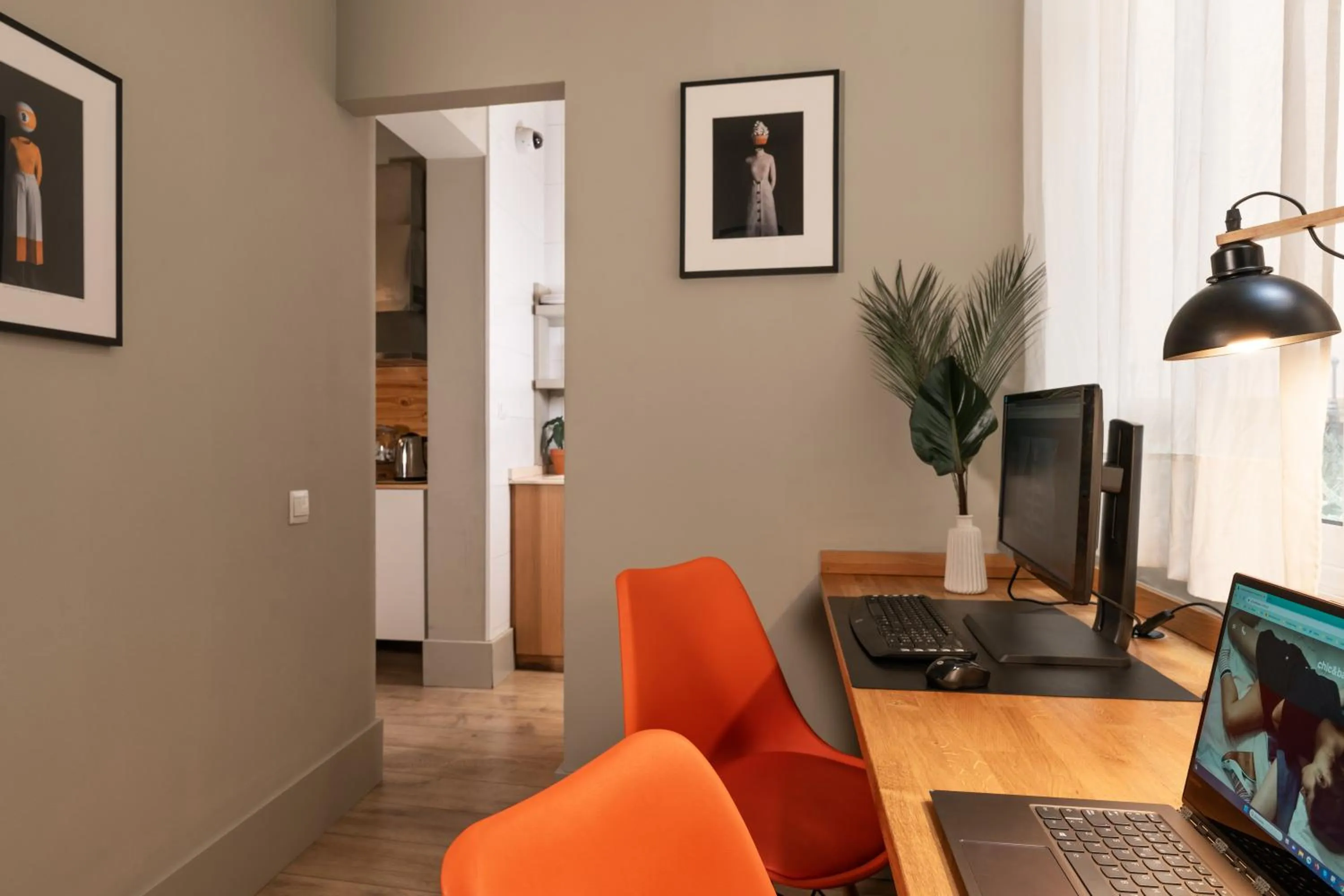 Living room in Chic & Basic Tallers Hostal