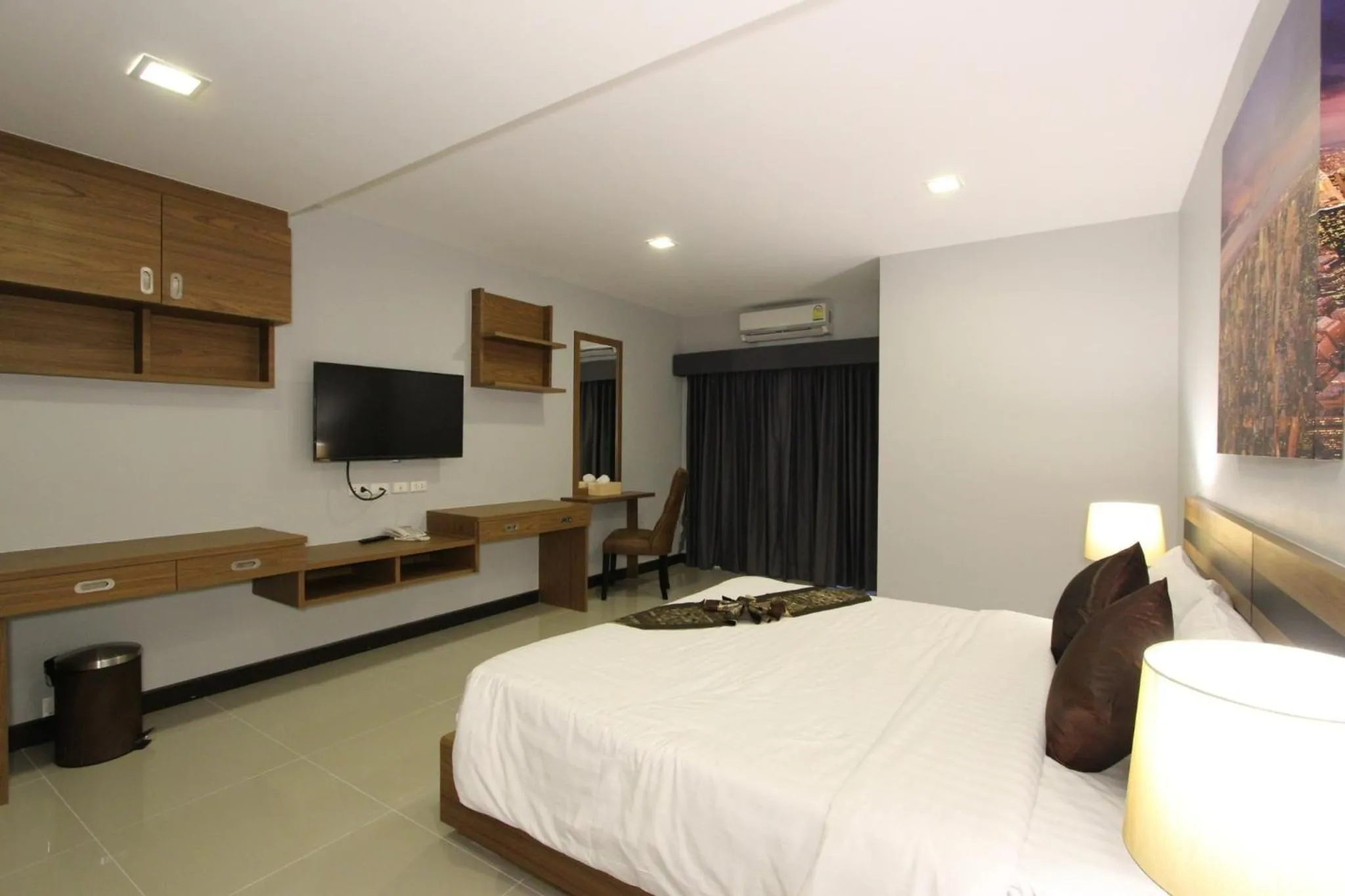 Bed in The Leisure Hotel