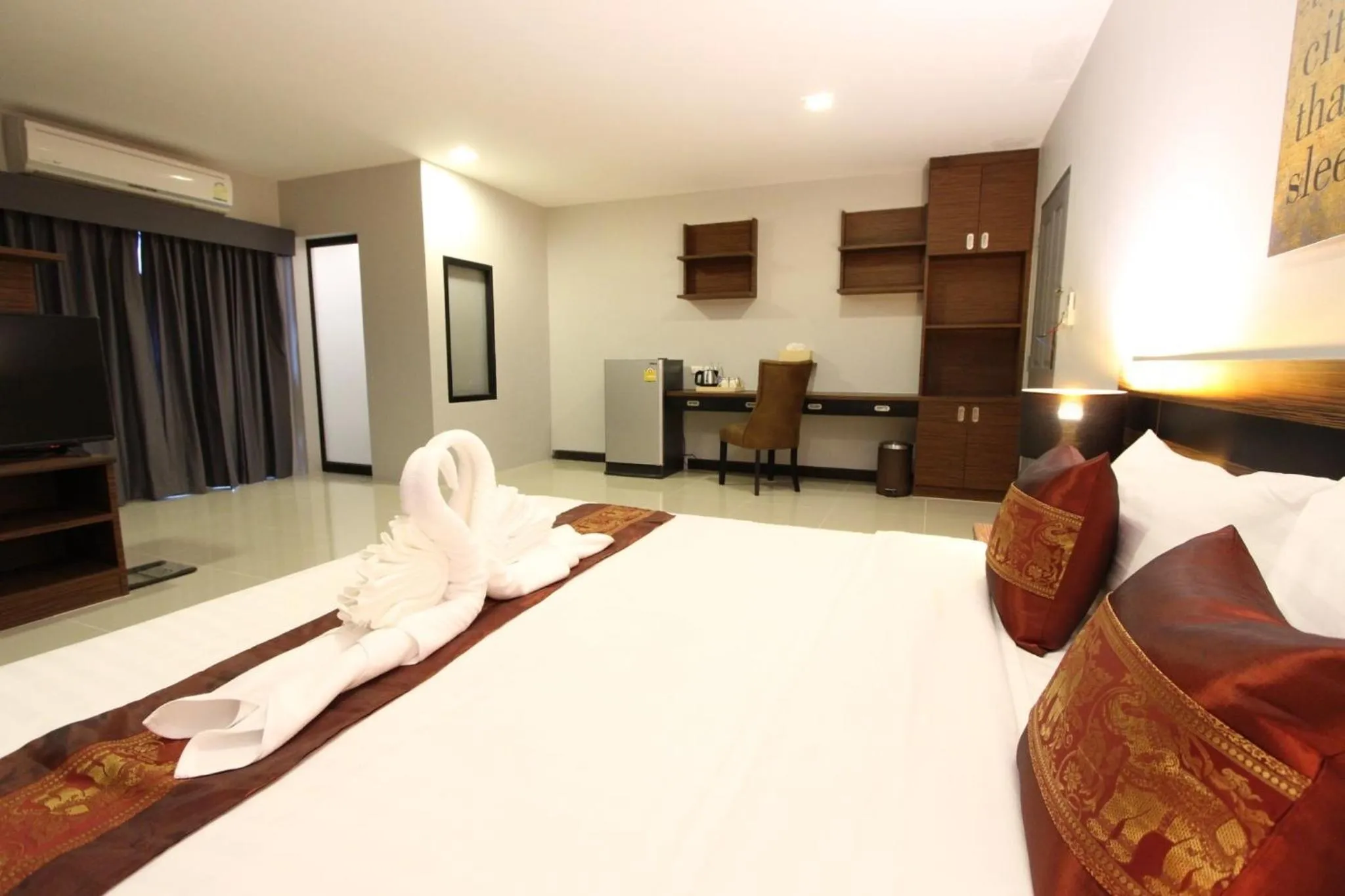 Bed in The Leisure Hotel