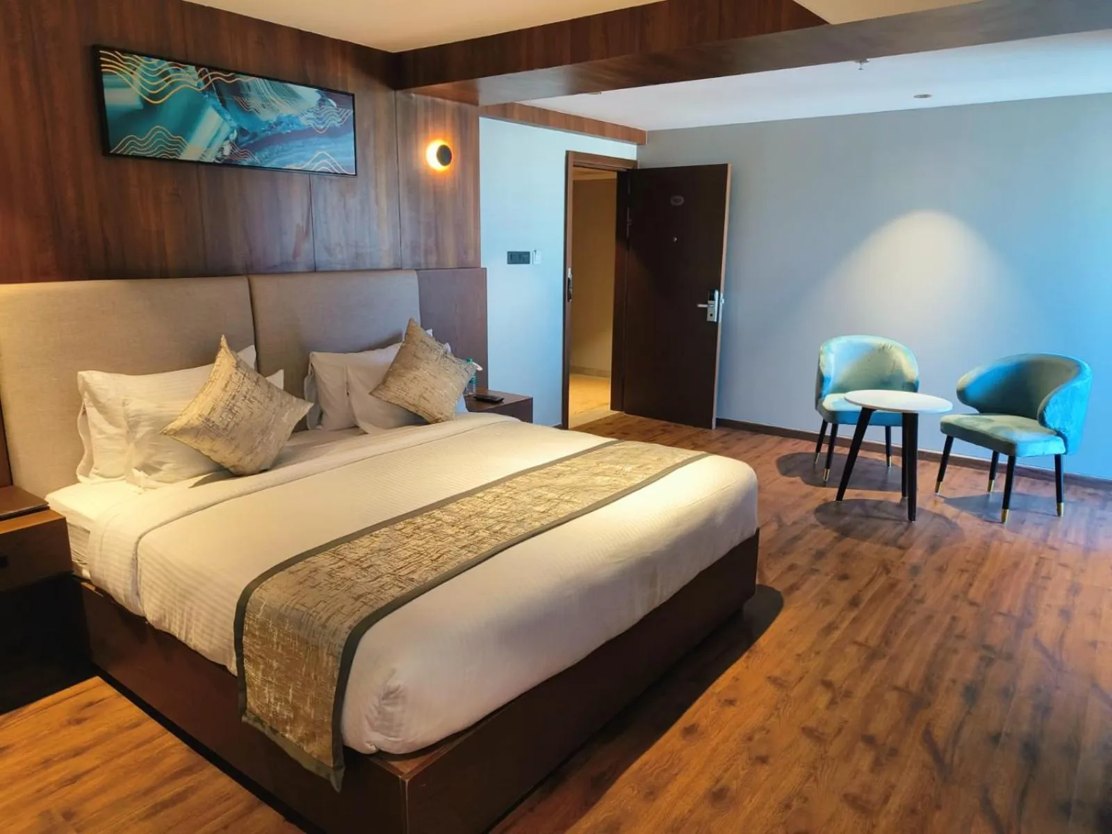 Bed in Ramee International Surat