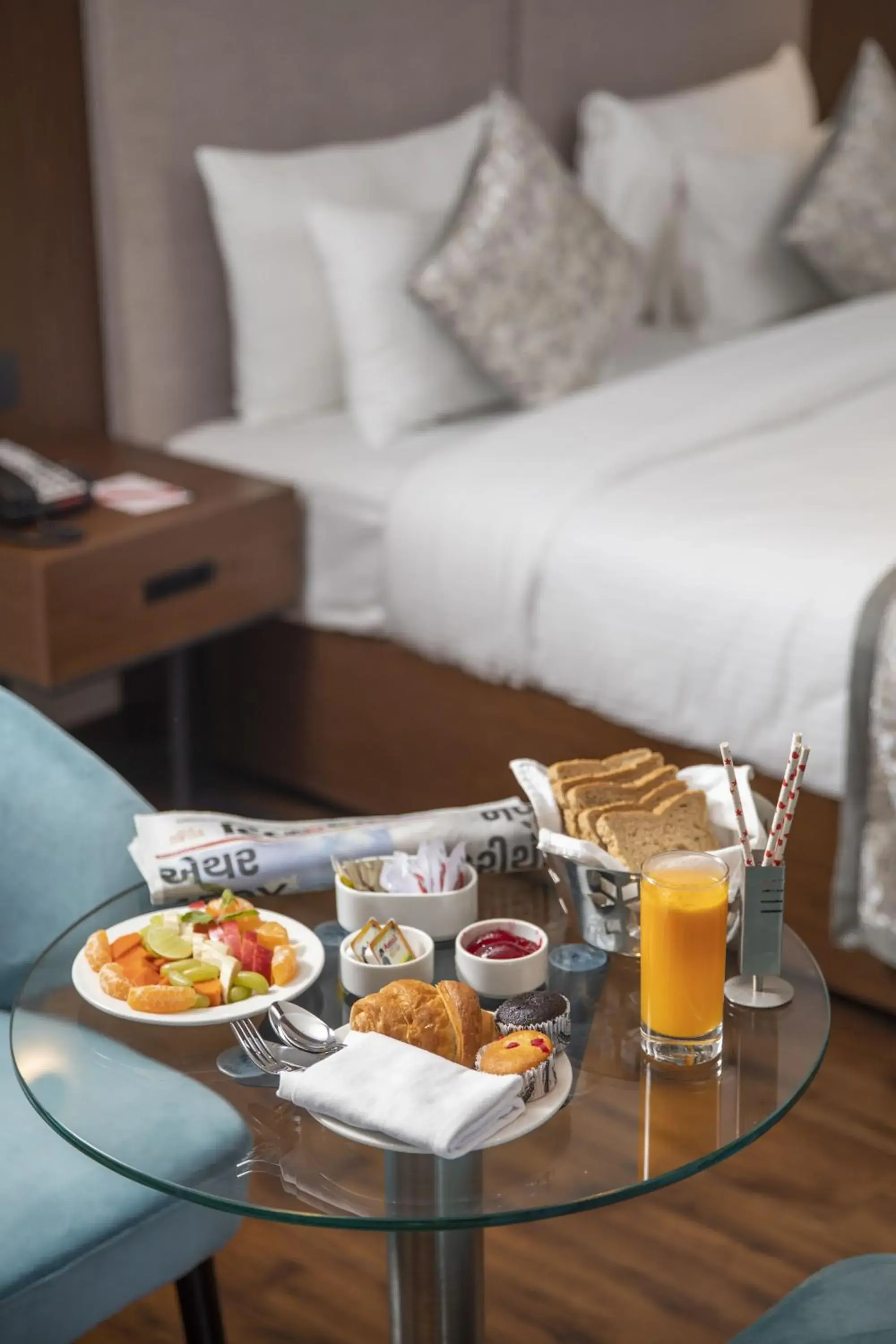 Deluxe Double Room with Balcony (15% off on 2-way Airport Transfer, F&B Services, Laundry) - single occupancy in Ramee International Surat Deluxe Double Room with Balcony (15% off on 2-way Airport Transfer, F&B Services, Laundry) - single occupancy in Ramee International Surat