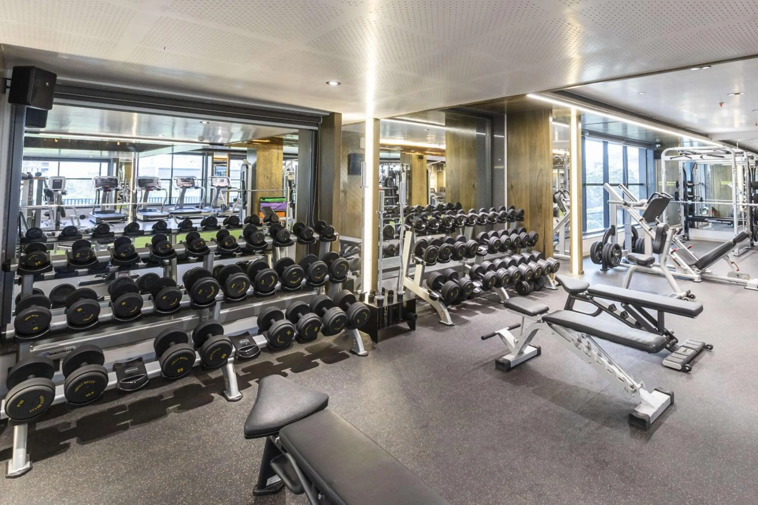 Fitness centre/facilities in Ramee International Surat