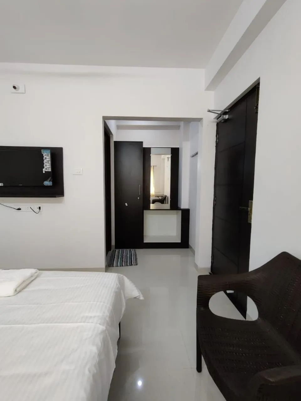 wardrobe in Alohaa Homestel