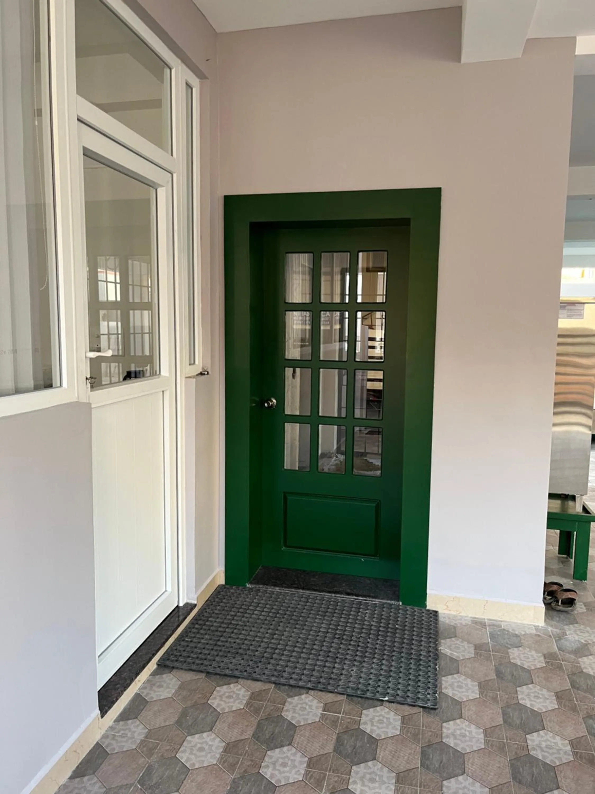 Facade/entrance in Alohaa Homestel