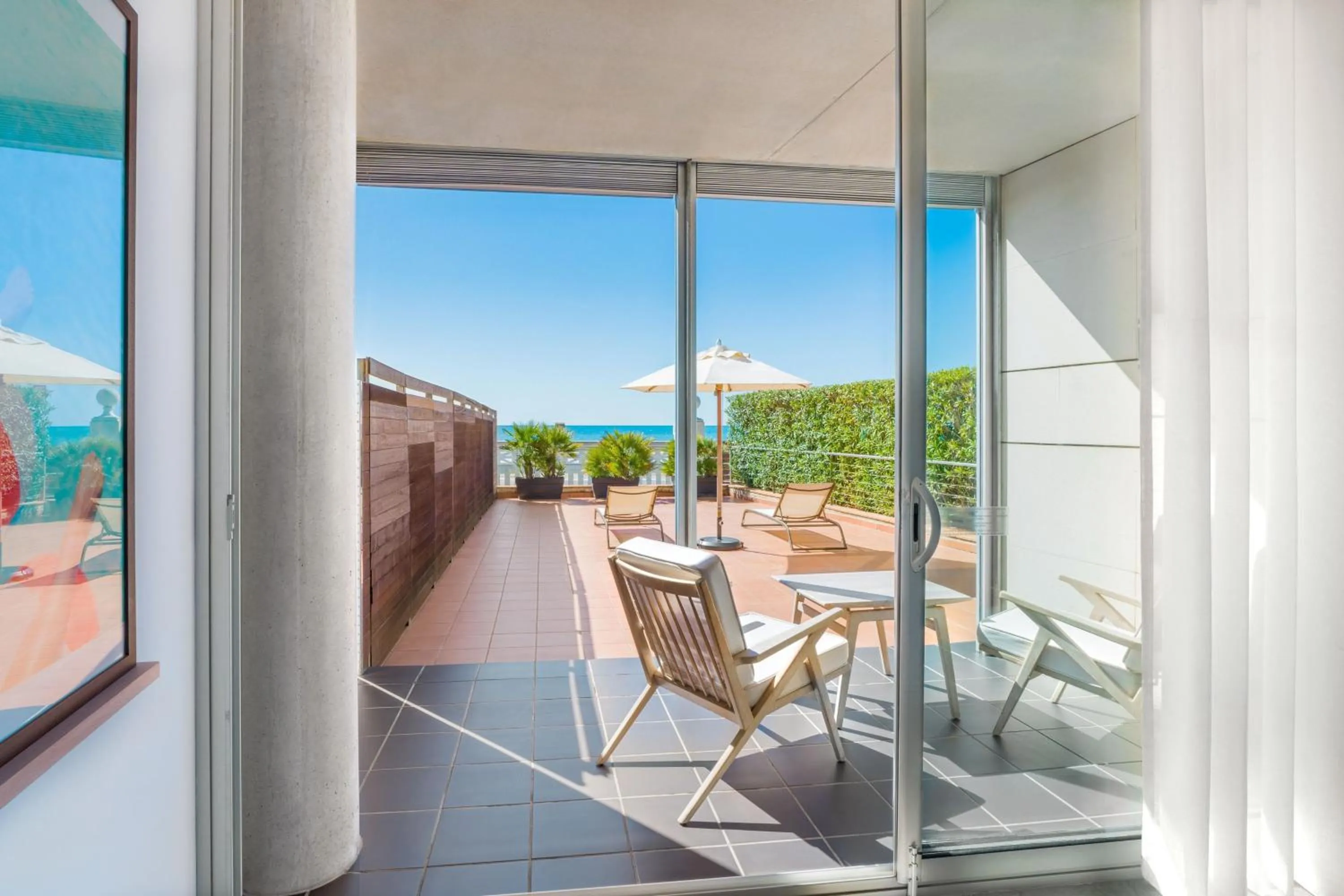 Photo of the whole room in Le Meridien Ra Beach Hotel and Spa