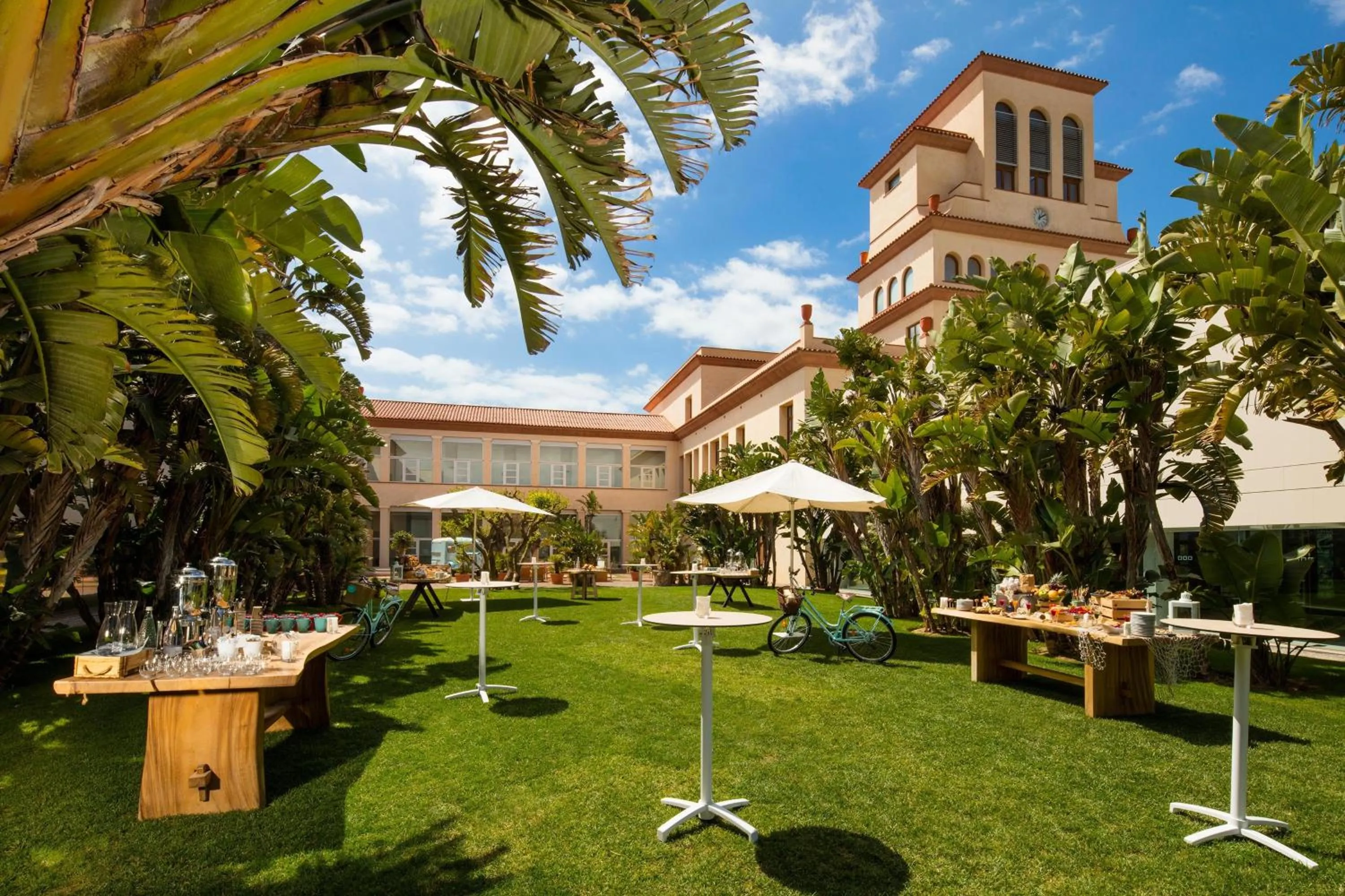Meeting/conference room in Le Meridien Ra Beach Hotel and Spa