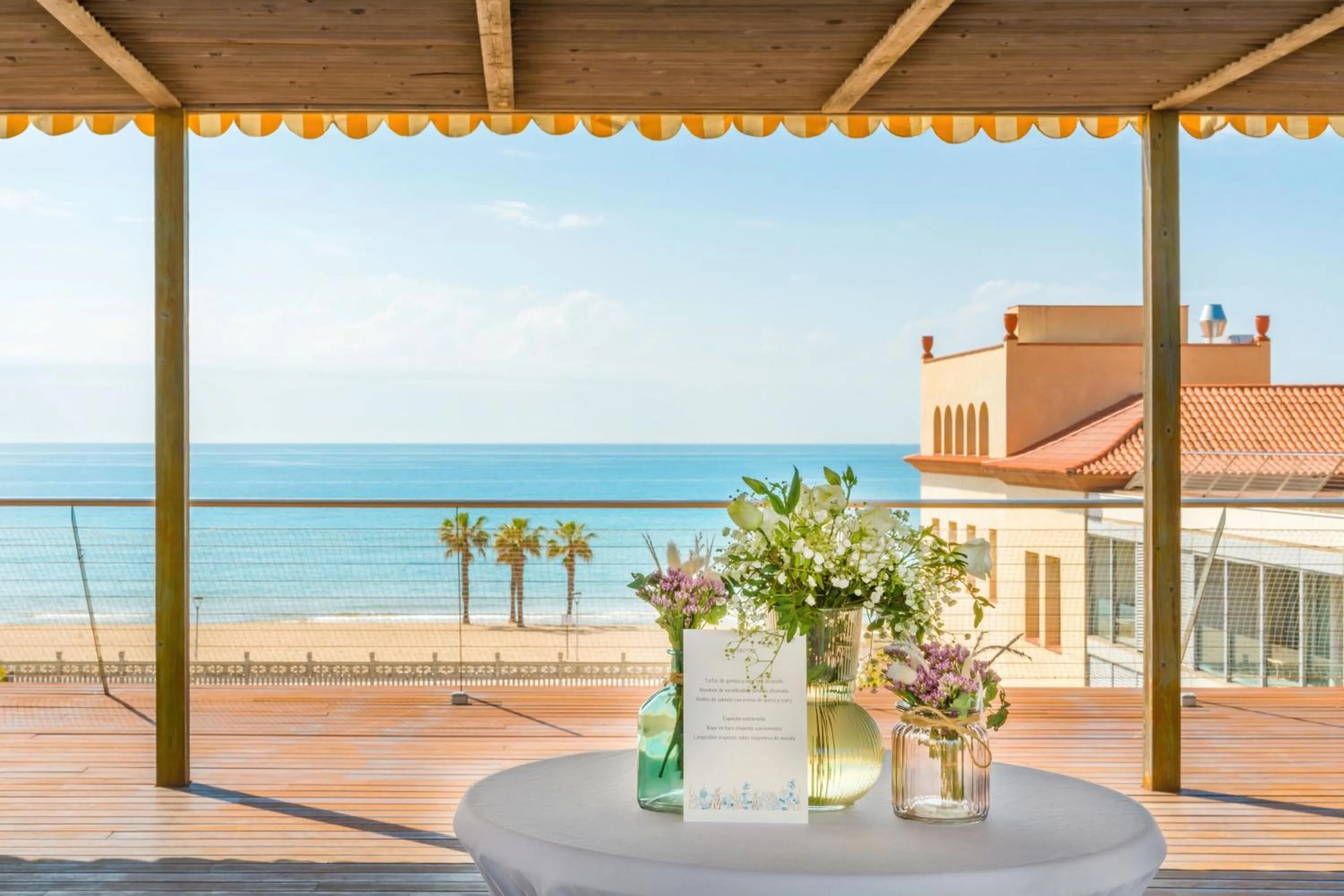 Banquet/Function facilities in Le Meridien Ra Beach Hotel and Spa
