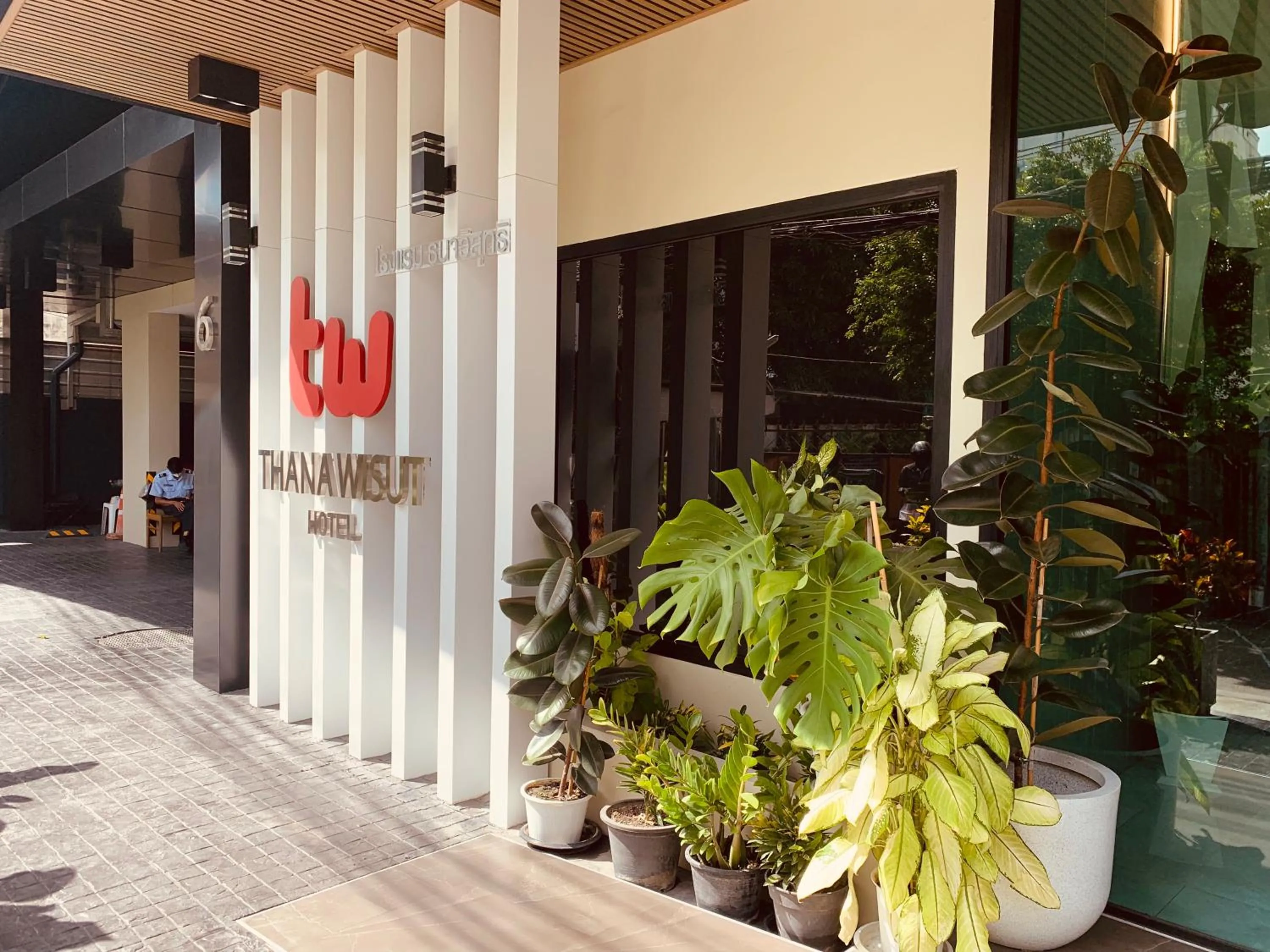 Property building in Thana Wisut Hotel