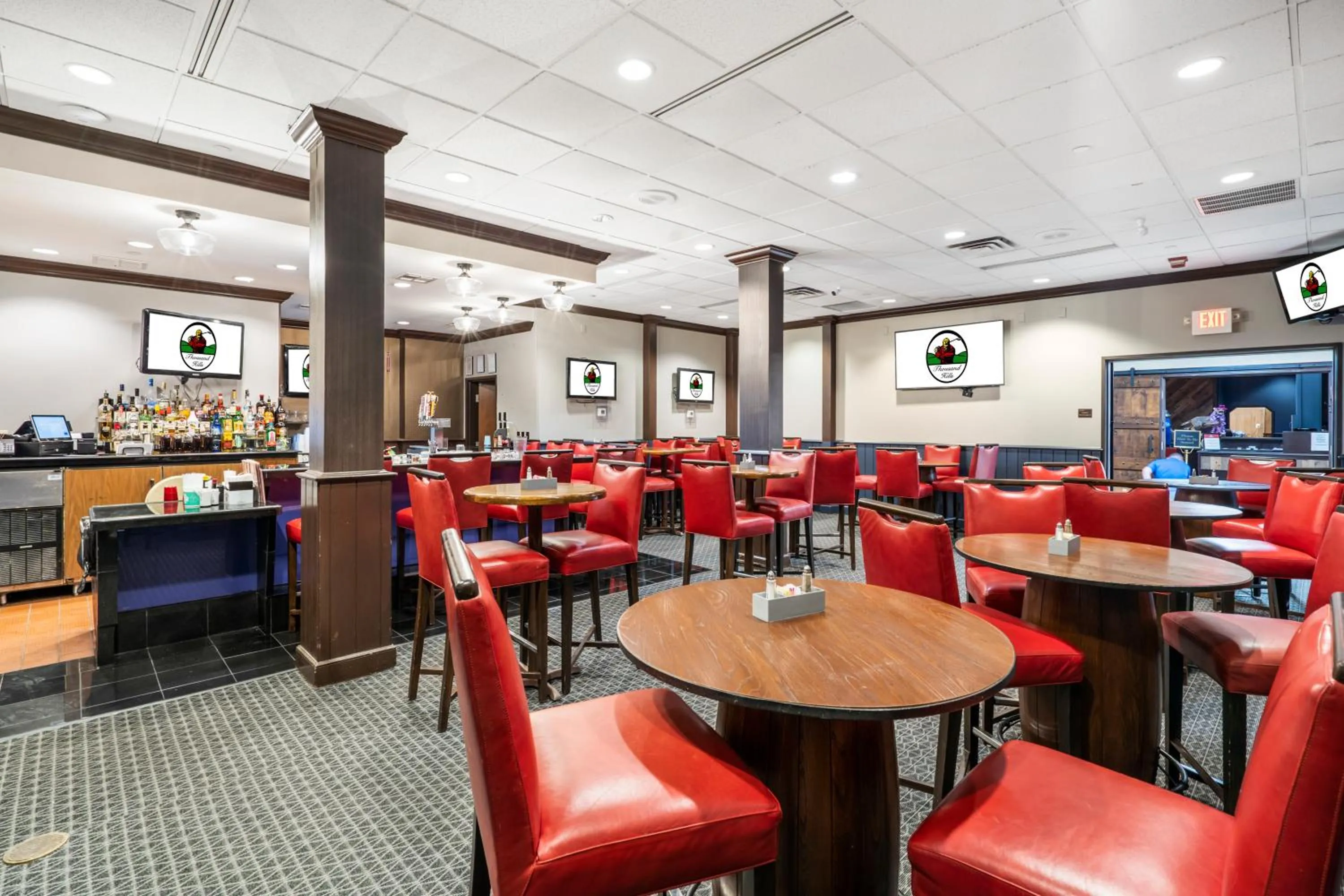 Lounge or bar in Thousand Hills Resort Hotel