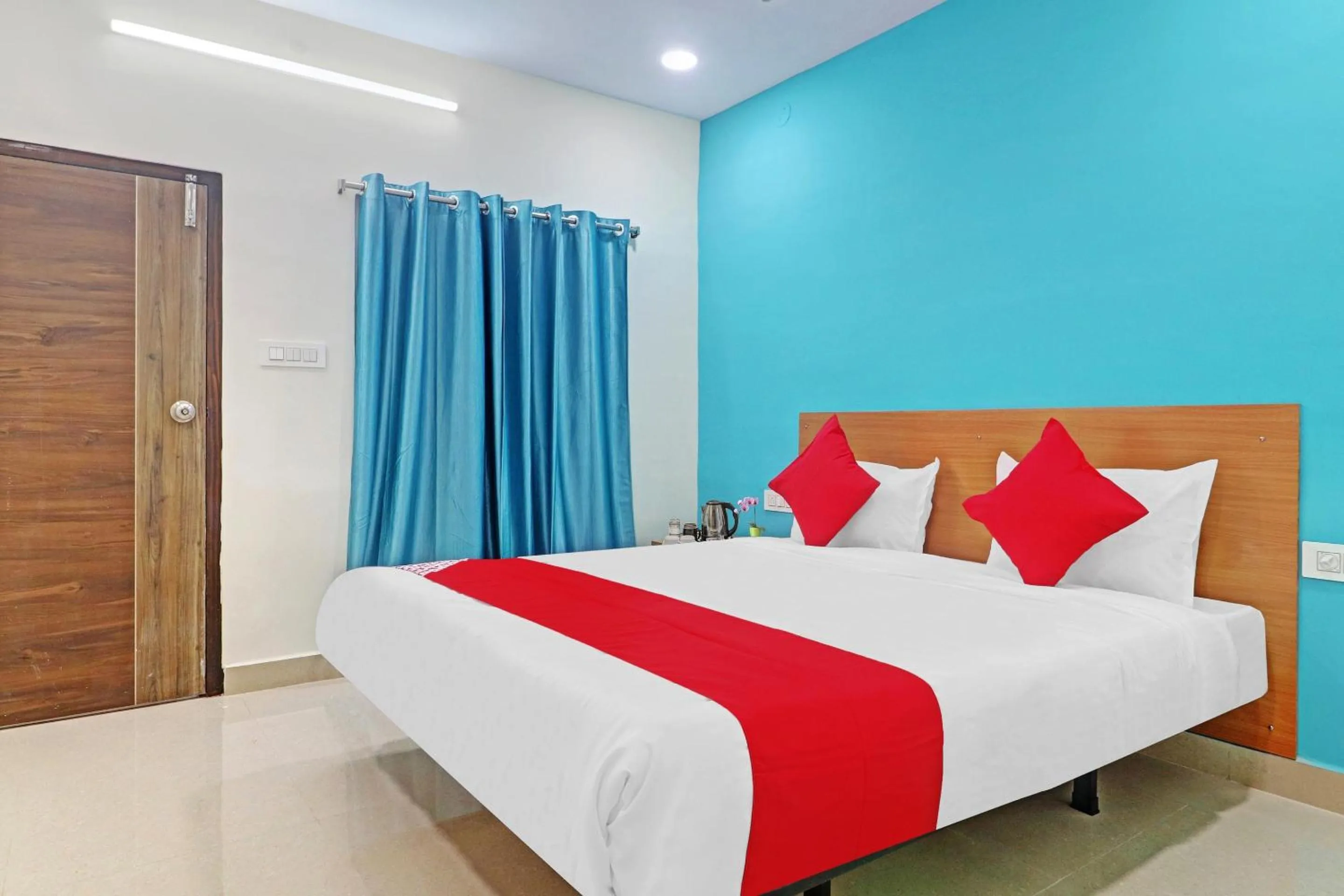 Bedroom, Bed in Super Hotel O Langar Houz Near Golconda Fort