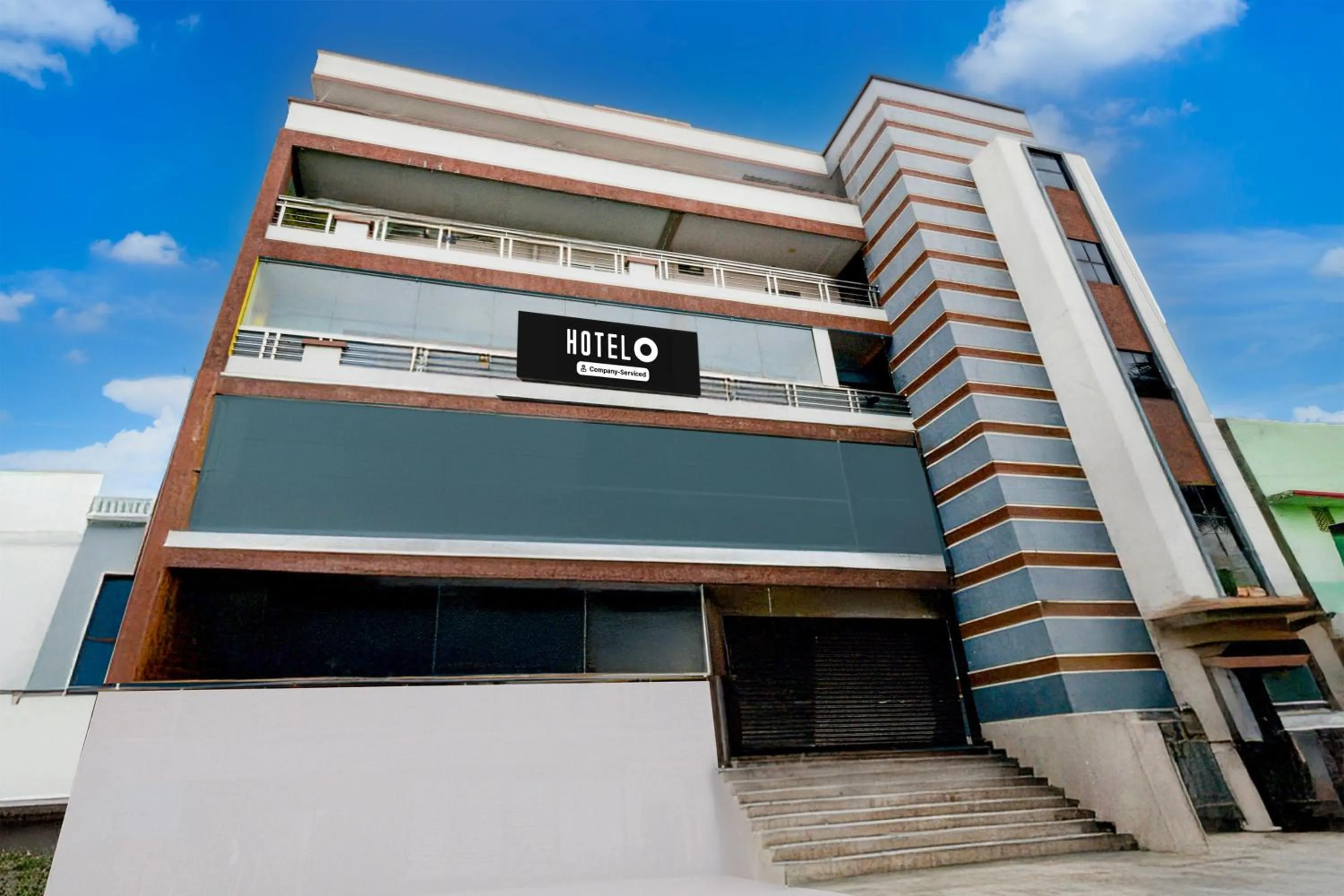 Facade/entrance in Super Hotel O Malkajgiri