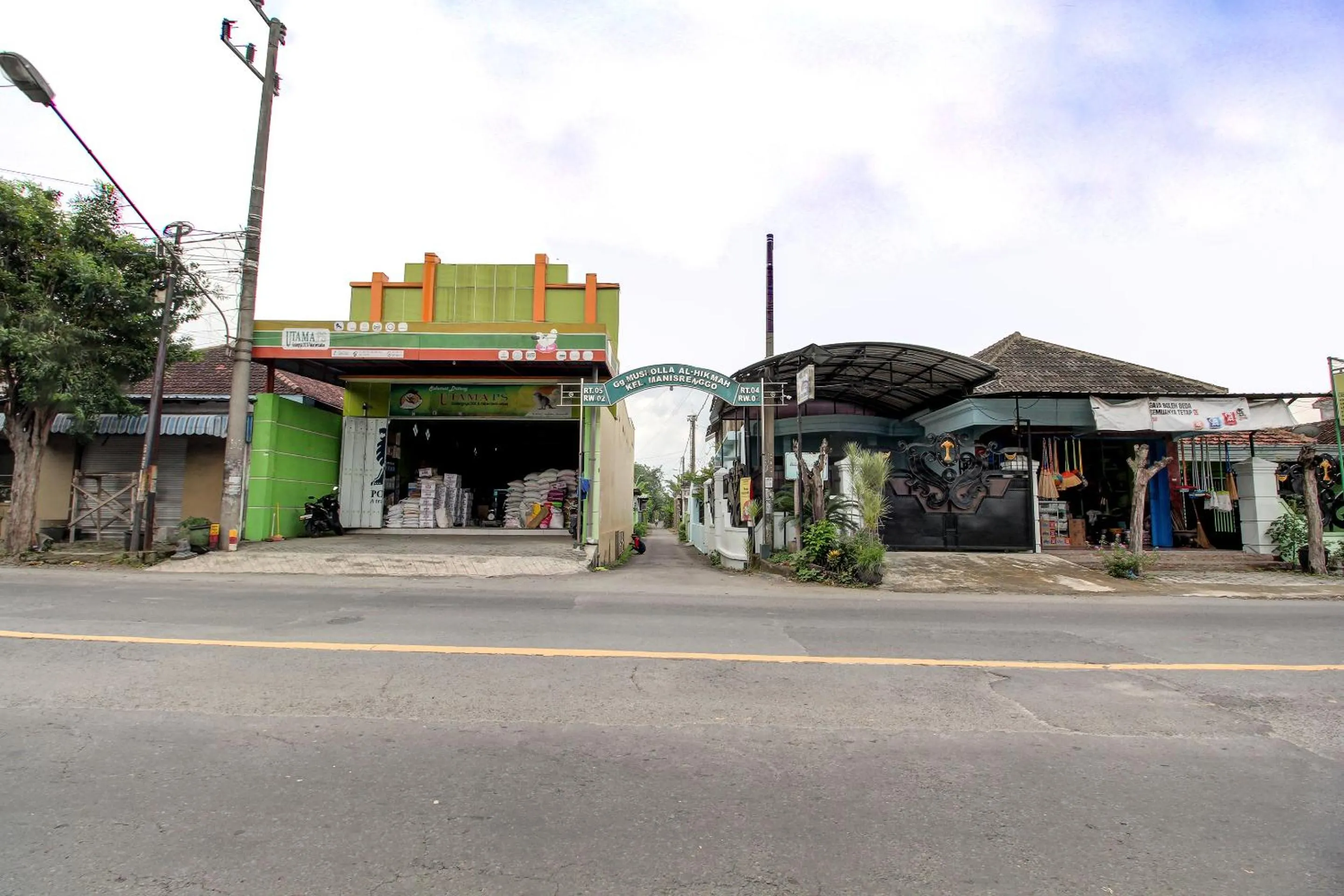 Property building in Hotel O Alif House Syariah 2