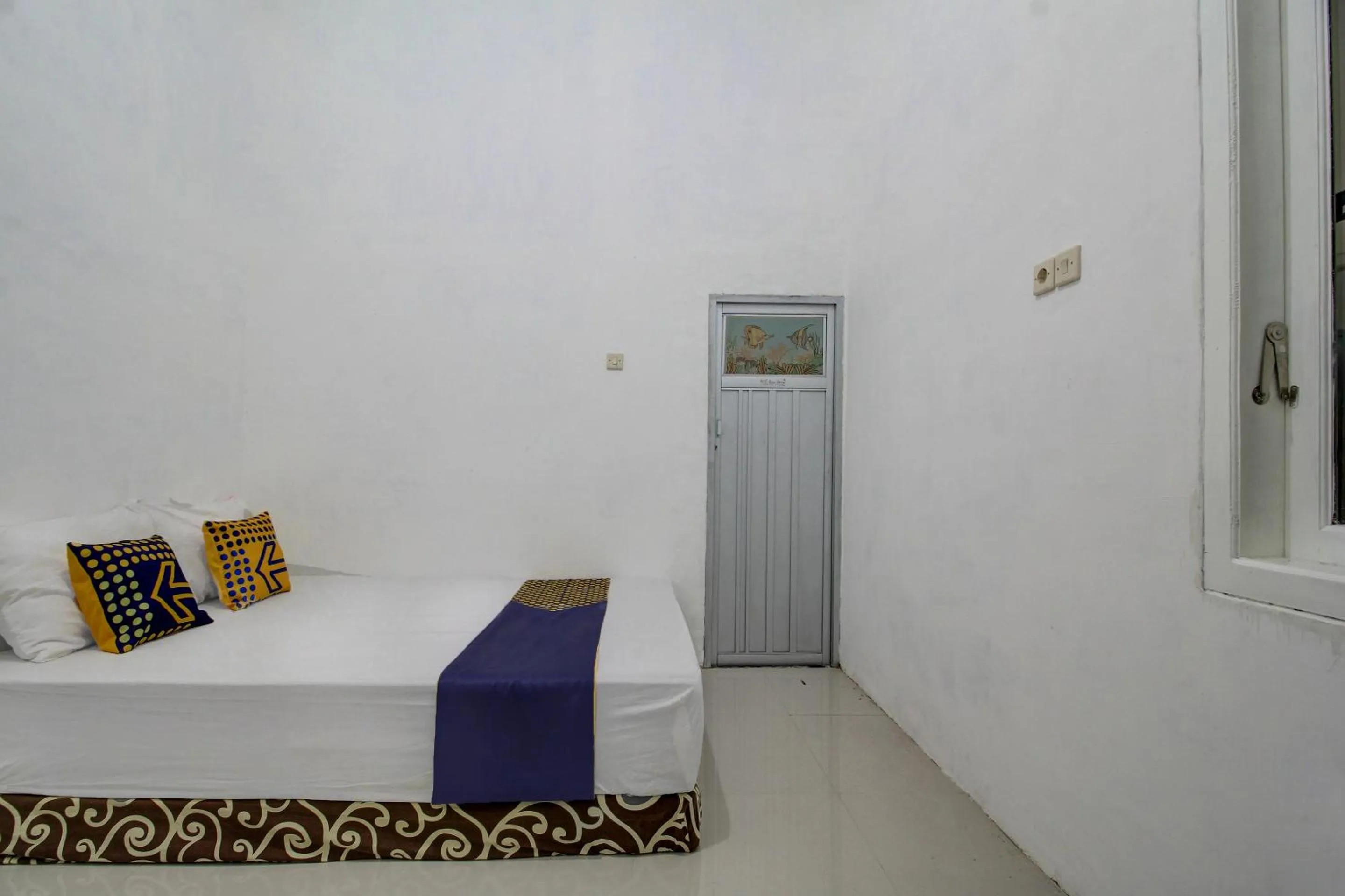 Bedroom, Bed in Hotel O Alif House Syariah 2